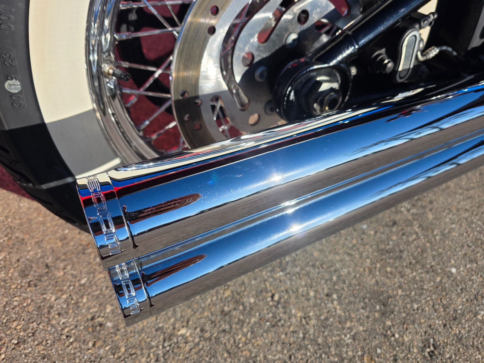 2018 Harley-Davidson Softail® Deluxe 107 in Fort Myers, Florida - Photo 9