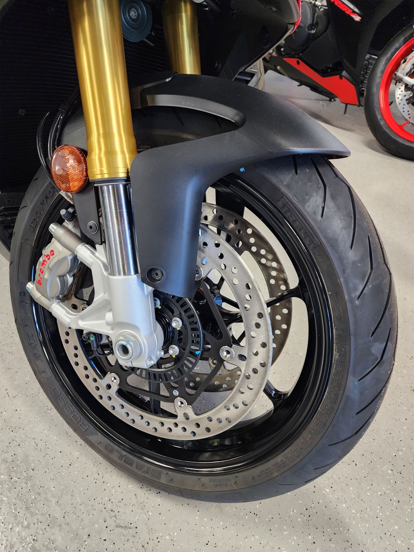 2024 Aprilia Tuono V4 1100 in Fort Myers, Florida - Photo 3