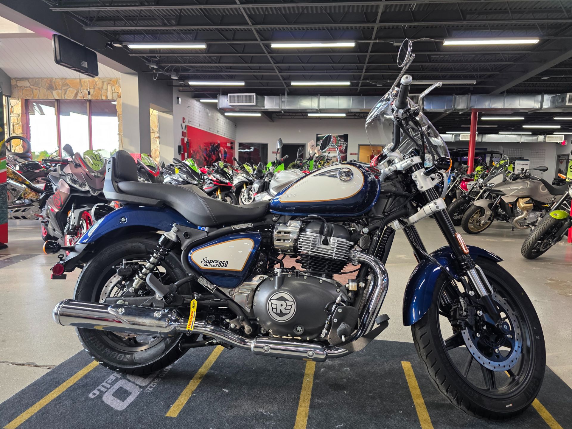 2024 Royal Enfield Super Meteor 650 in Fort Myers, Florida - Photo 1