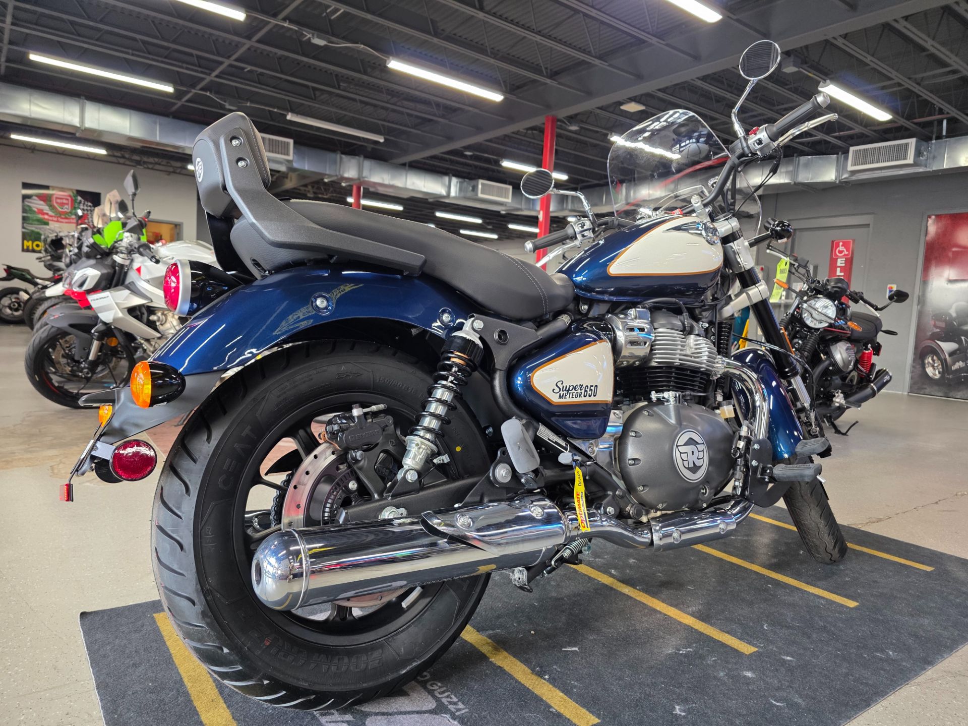 2024 Royal Enfield Super Meteor 650 in Fort Myers, Florida - Photo 7