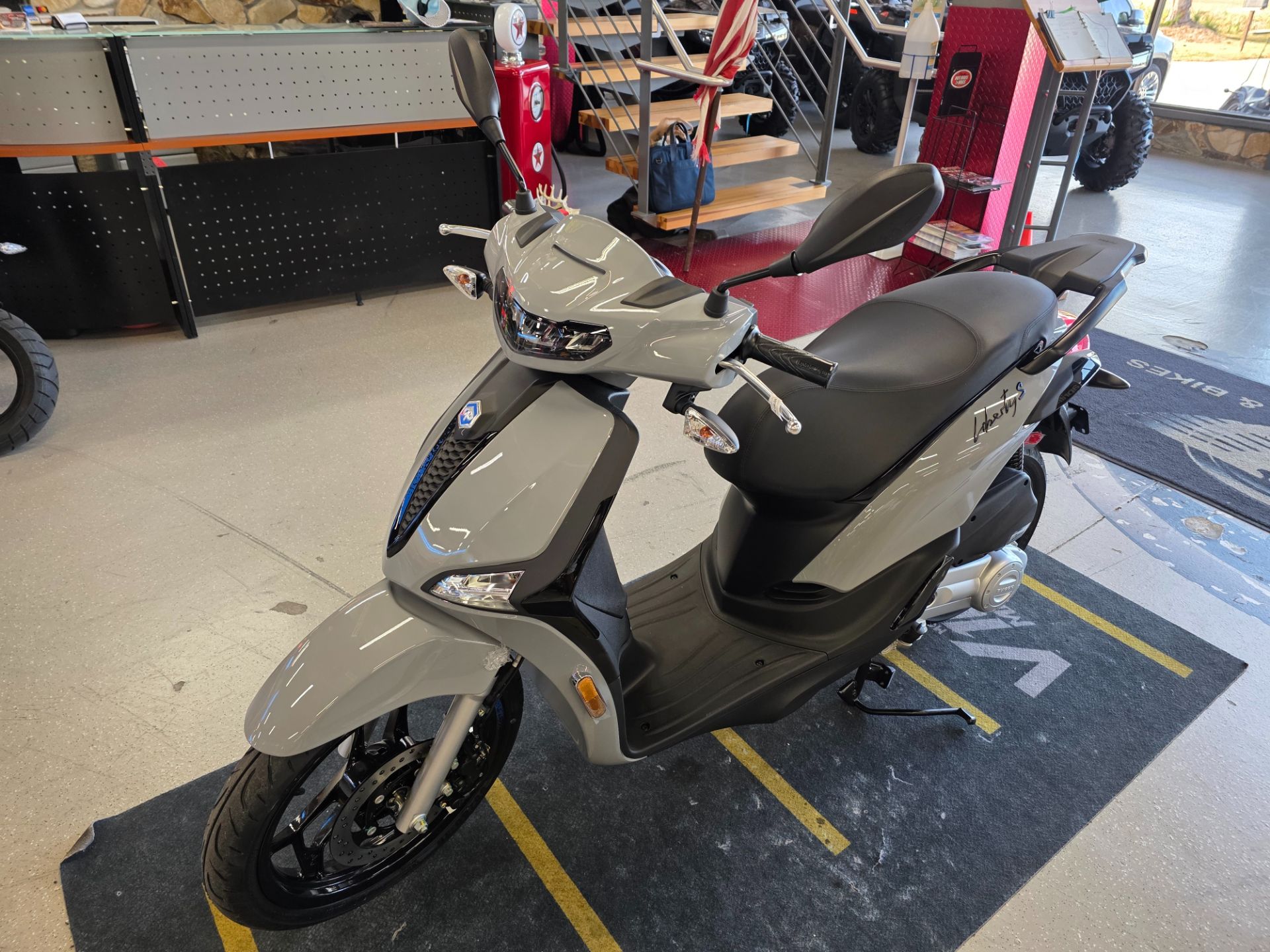 2026 PIAGGIO LIBERTY S 50cc in Fort Myers, Florida - Photo 18