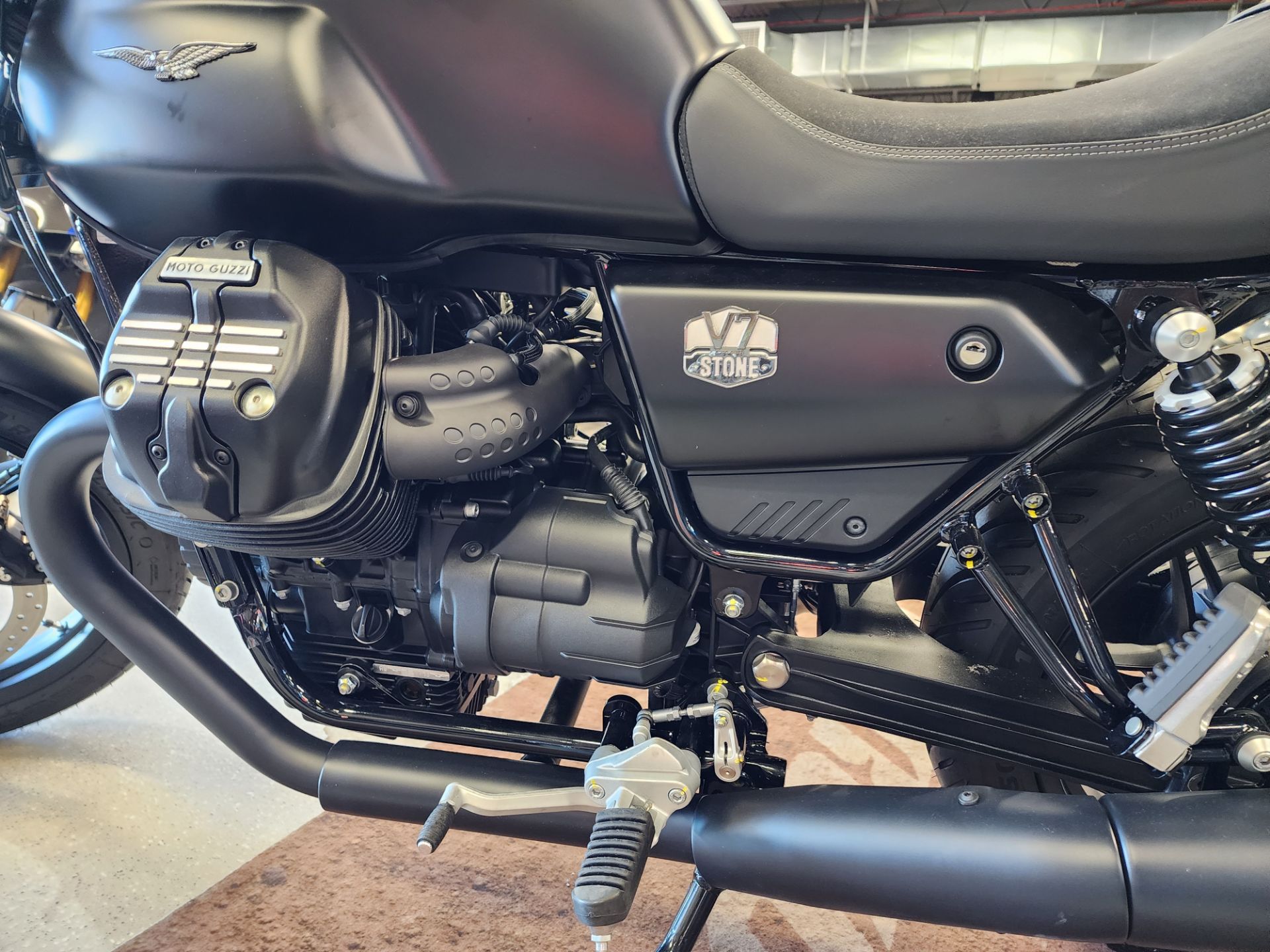 2024 Moto Guzzi V7 Stone in Fort Myers, Florida - Photo 12