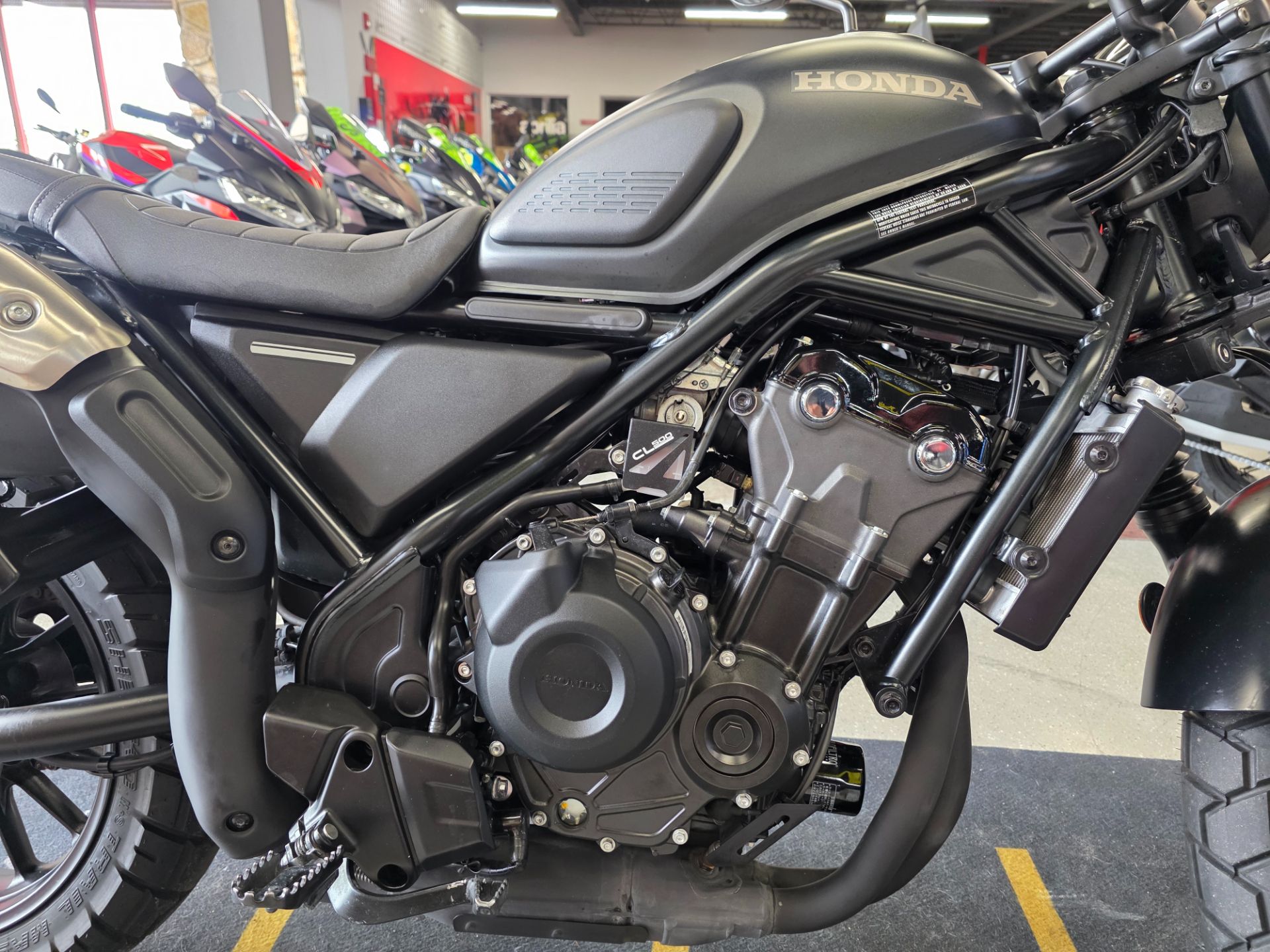 2023 Honda SCL500 in Fort Myers, Florida - Photo 15