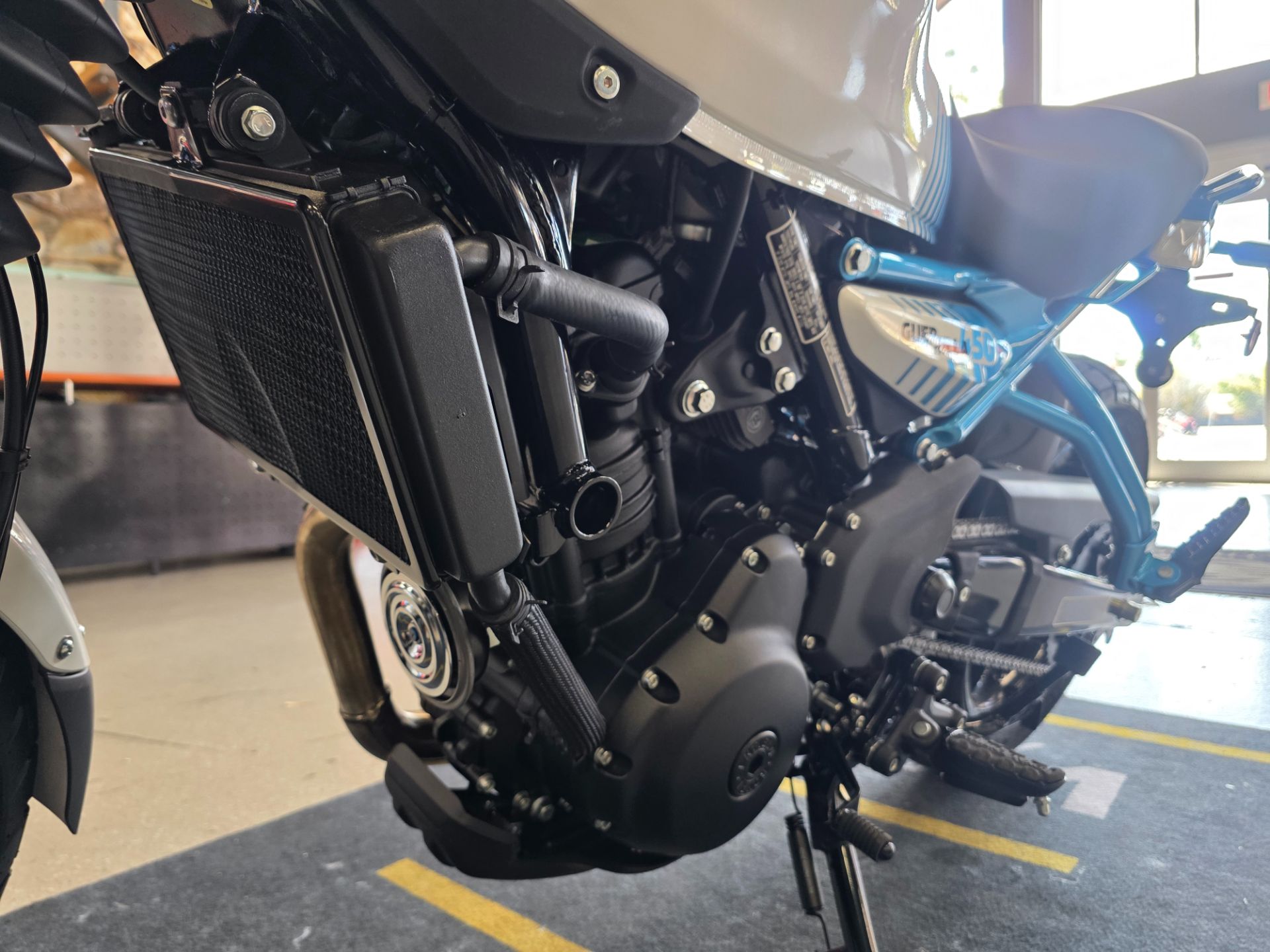 2026 Royal Enfield GUERILLA 450 in Fort Myers, Florida - Photo 12