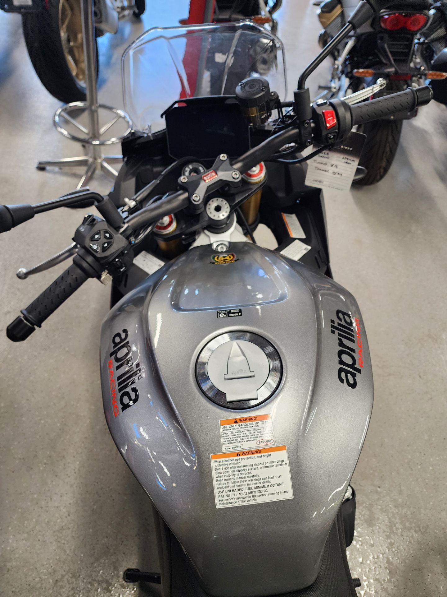 2023 Aprilia Tuono V4 1100 in Fort Myers, Florida - Photo 6