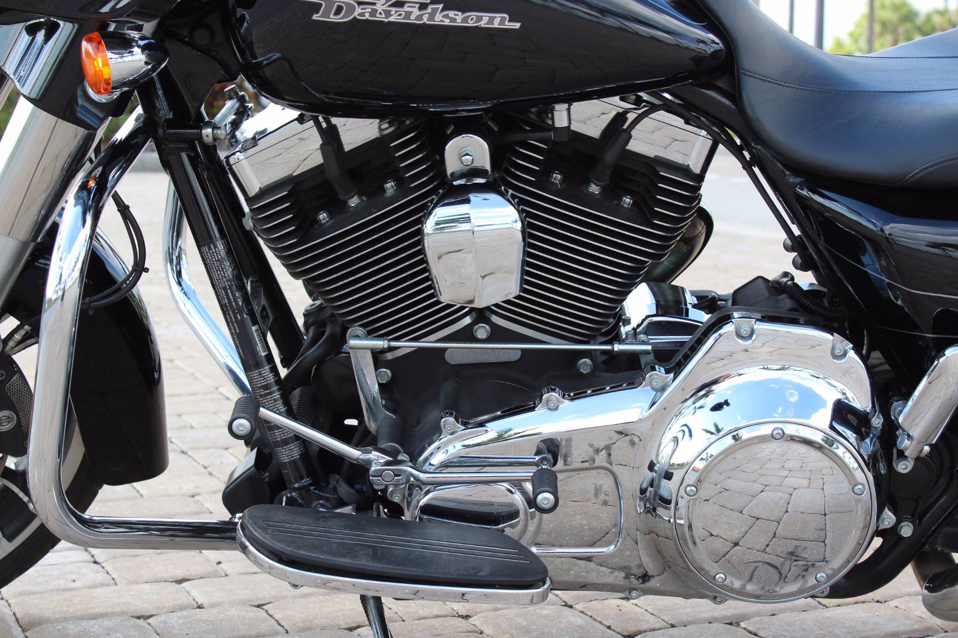 Changer La Tringle D’un Sélecteur De Vitesse D’une Harley Davidson Road King 1340. – Kaz Biker