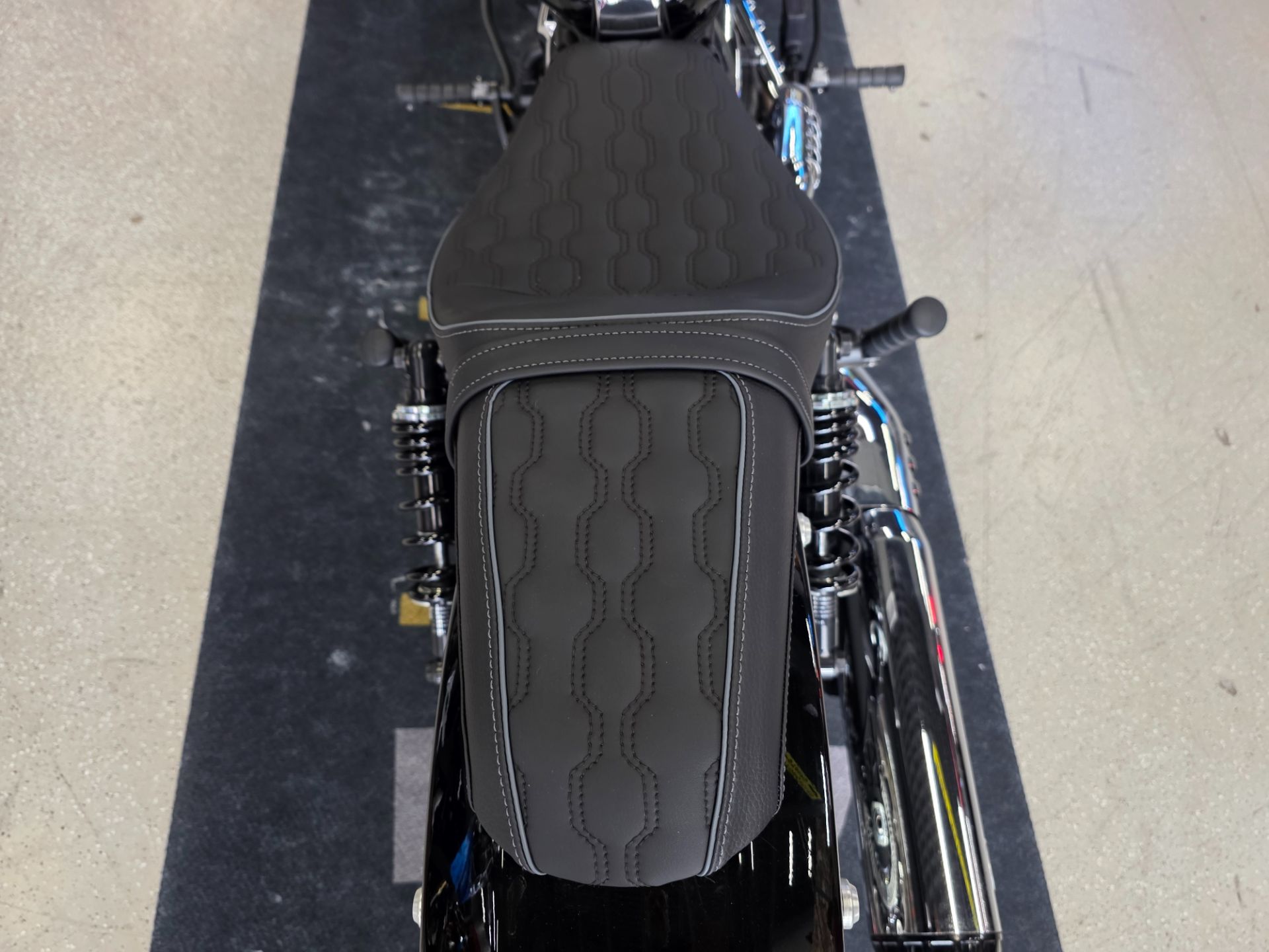 2025 Indian Motorcycle Scout® Classic Limited +Tech in Fort Myers, Florida - Photo 10