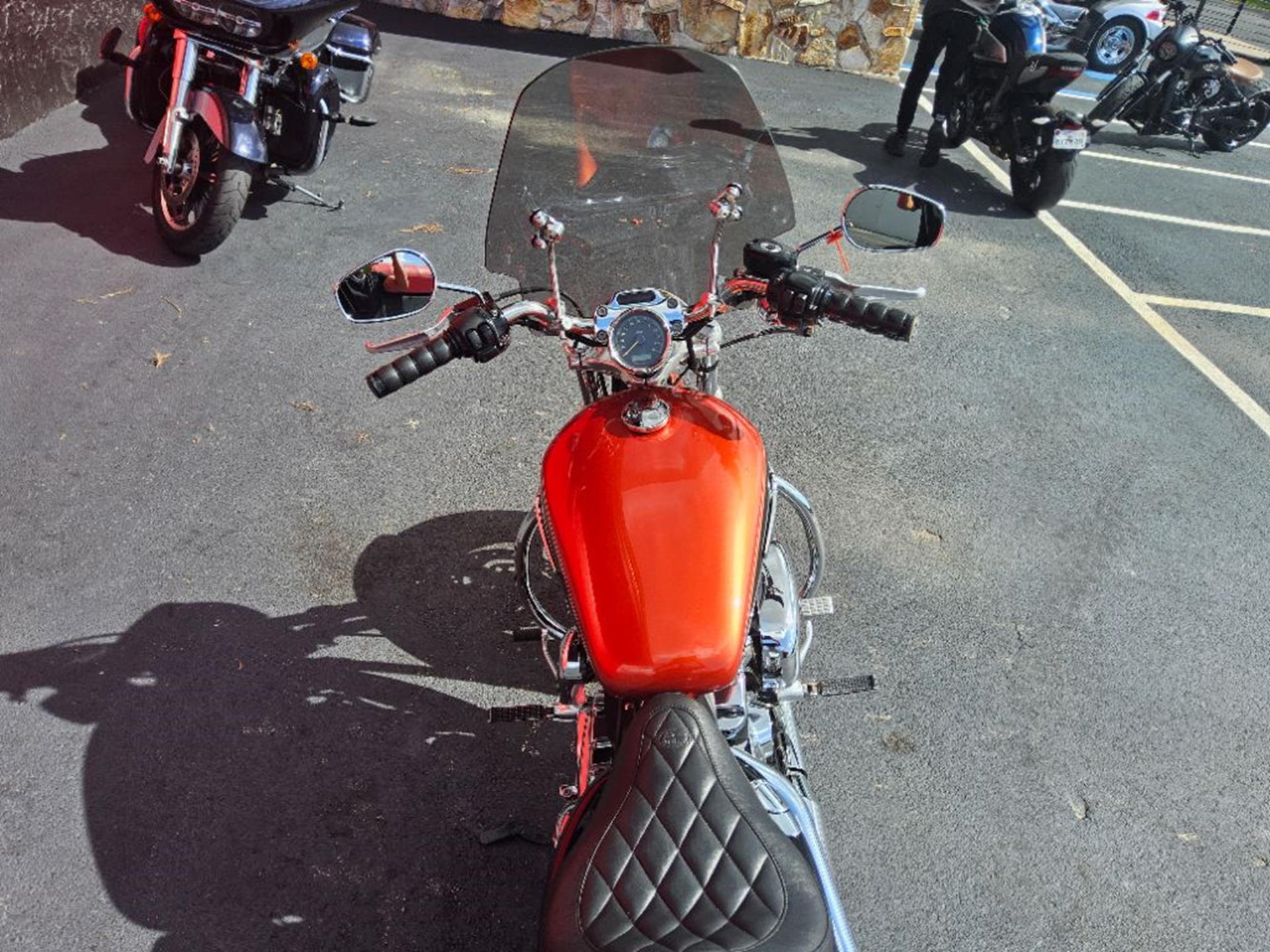 2011 Harley-Davidson Sportster® 1200 Custom 11