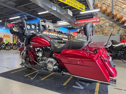 2013 Harley-Davidson Street Glide® in Fort Myers, Florida - Photo 13