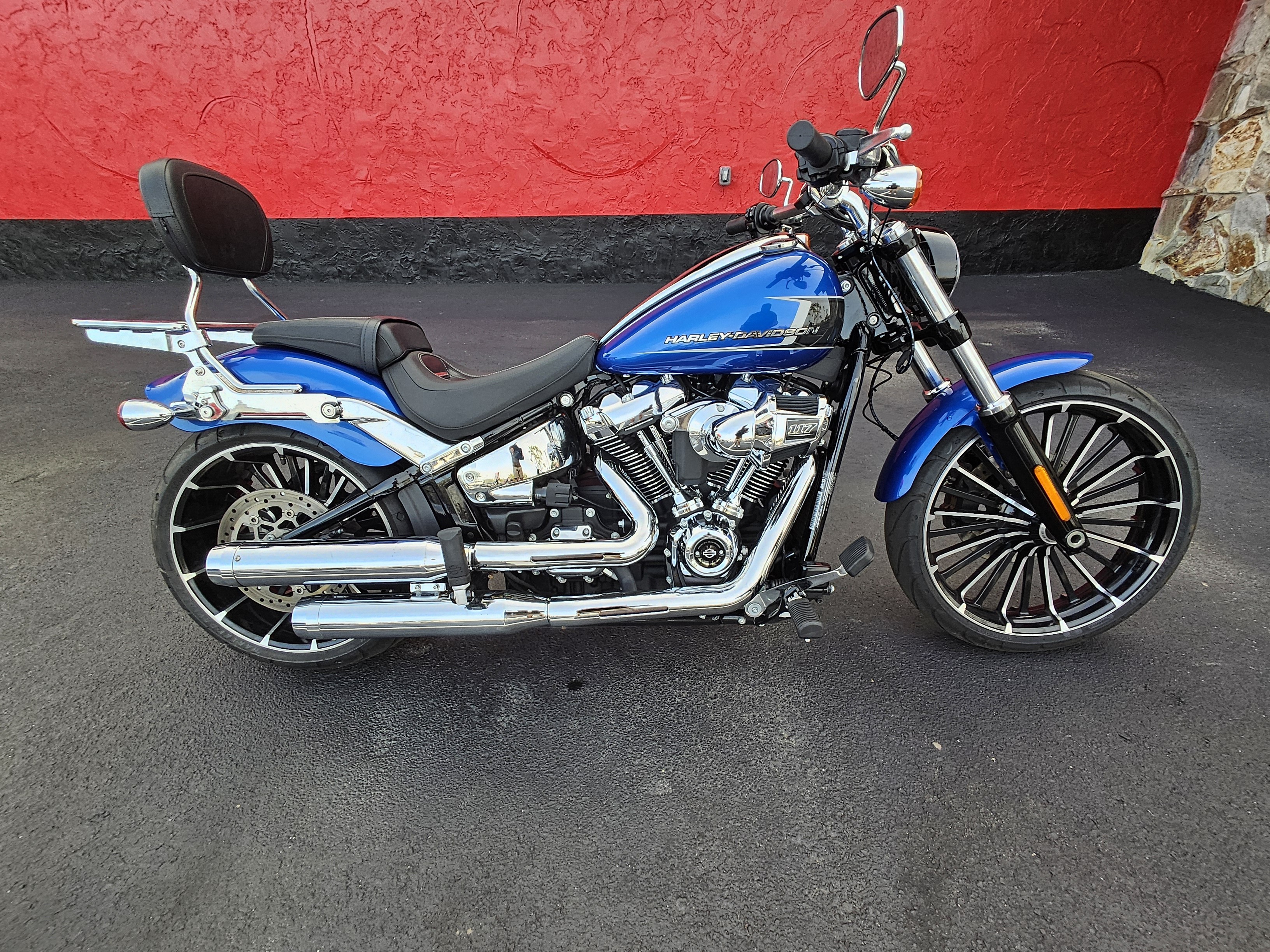 2024 Harley-Davidson Breakout® in Fort Myers, Florida - Photo 1