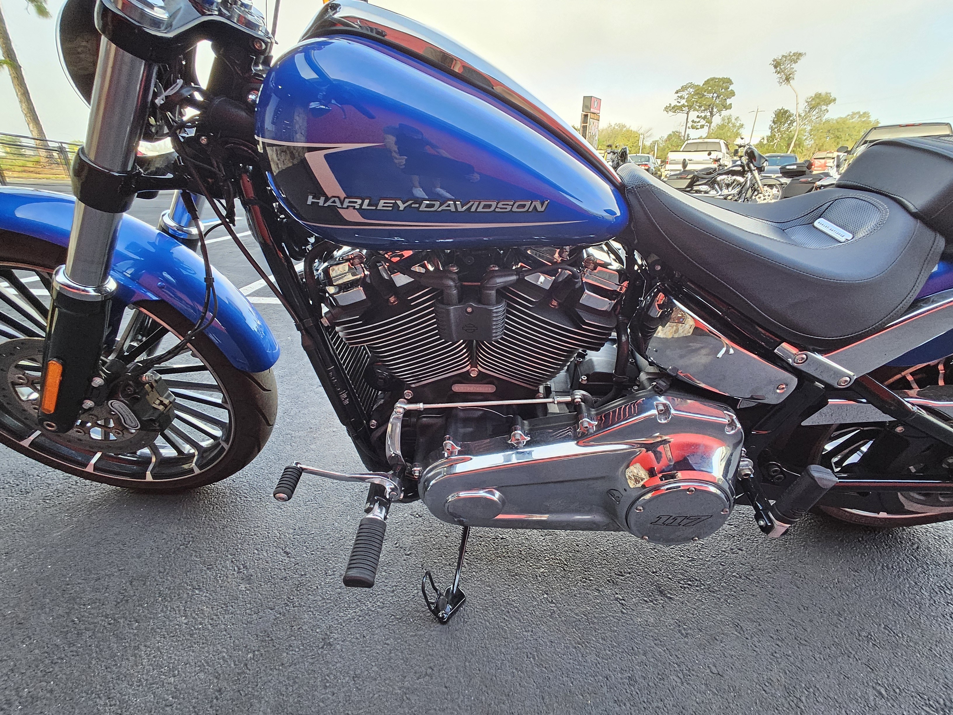 2024 Harley-Davidson Breakout® in Fort Myers, Florida - Photo 6