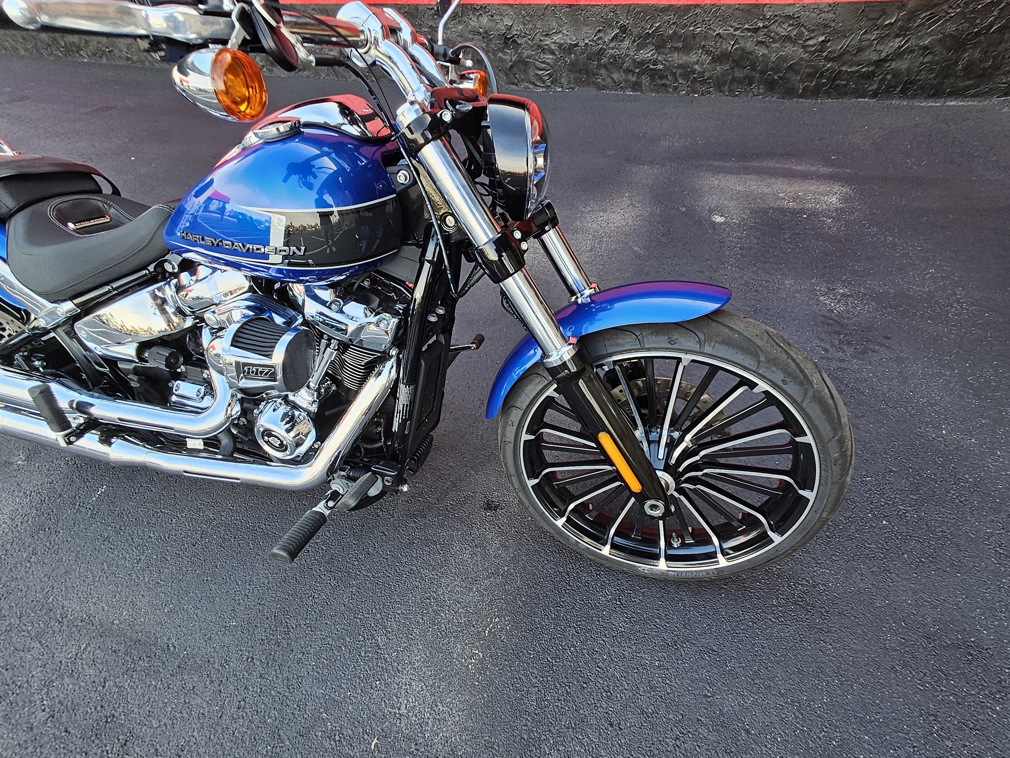 2024 Harley-Davidson Breakout® in Fort Myers, Florida - Photo 11