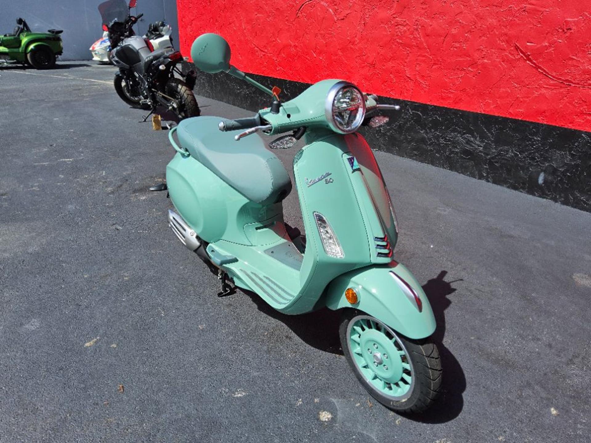 2027 Vespa Primavera 150 2