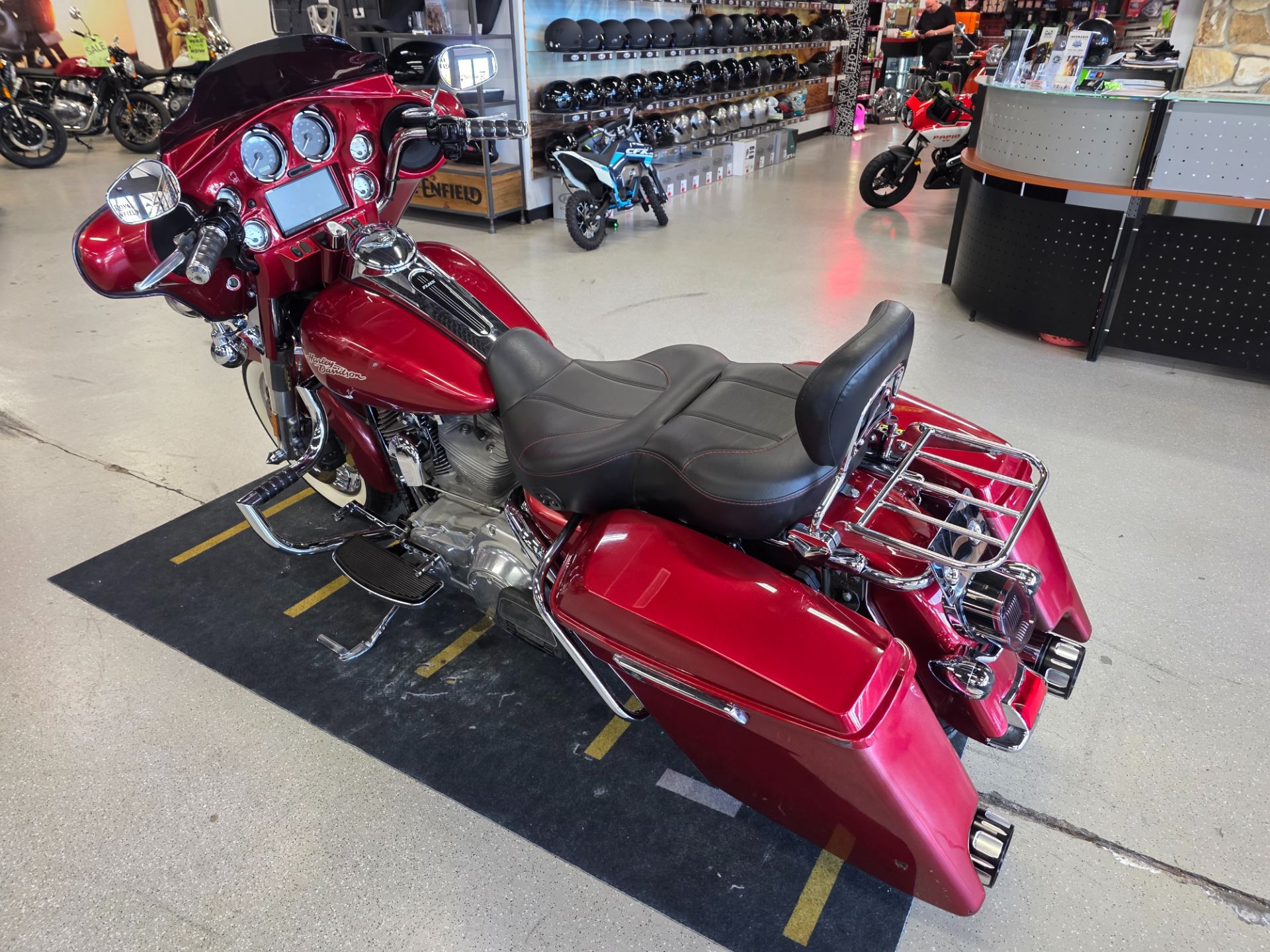 2008 Harley-Davidson Electra Glide® Standard in Fort Myers, Florida - Photo 13