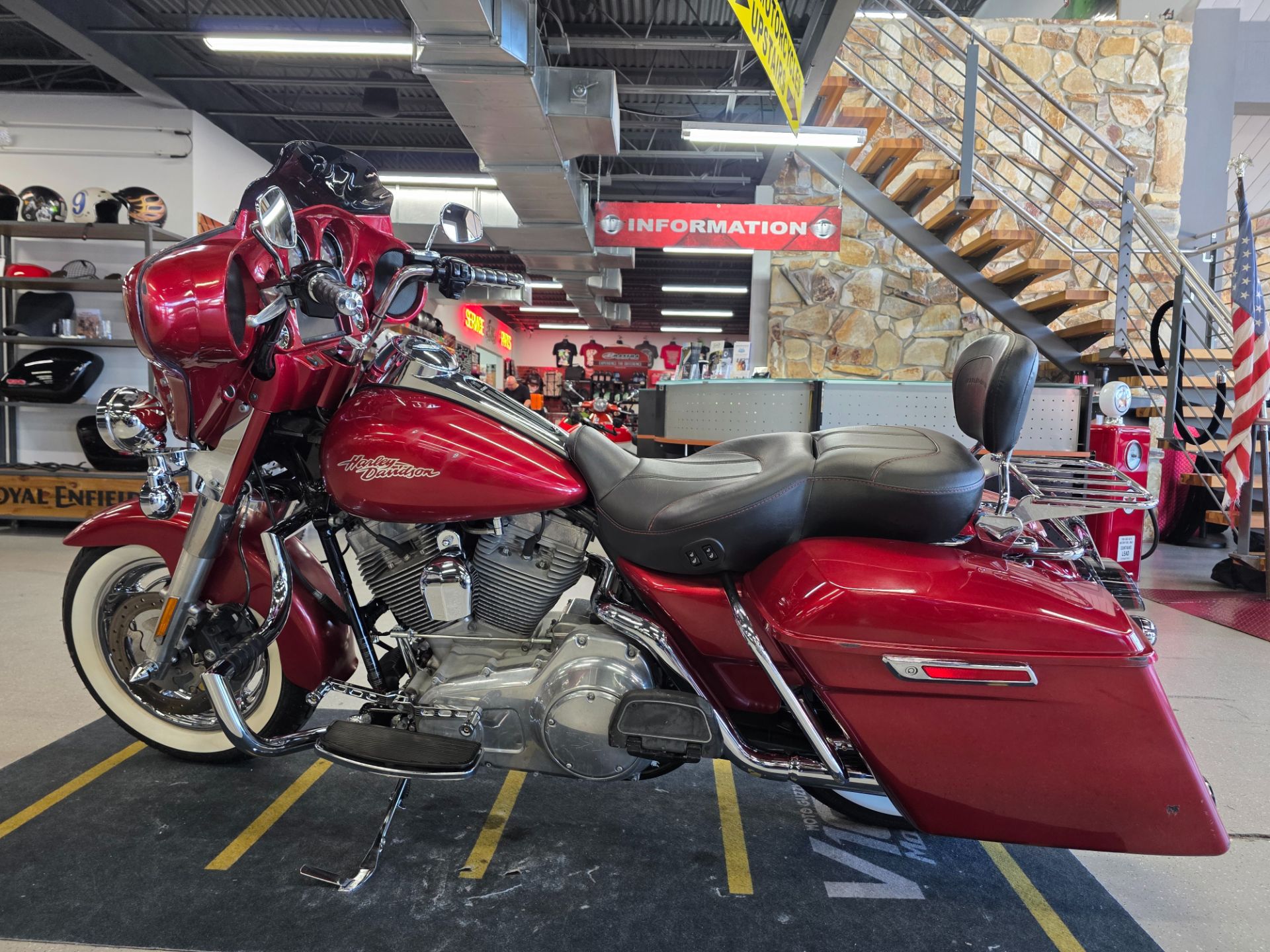 2008 Harley-Davidson Electra Glide® Standard in Fort Myers, Florida - Photo 16