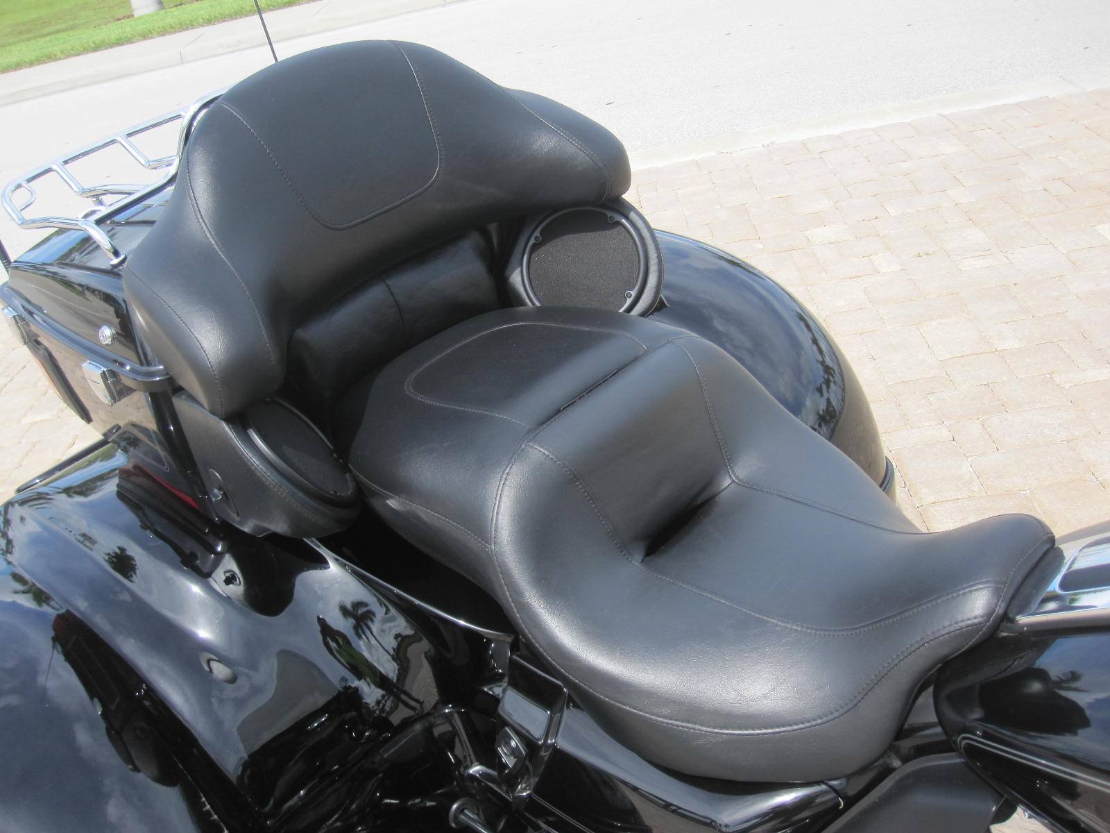 2010 Harley-Davidson California Sidecar in Fort Myers, Florida - Photo 6