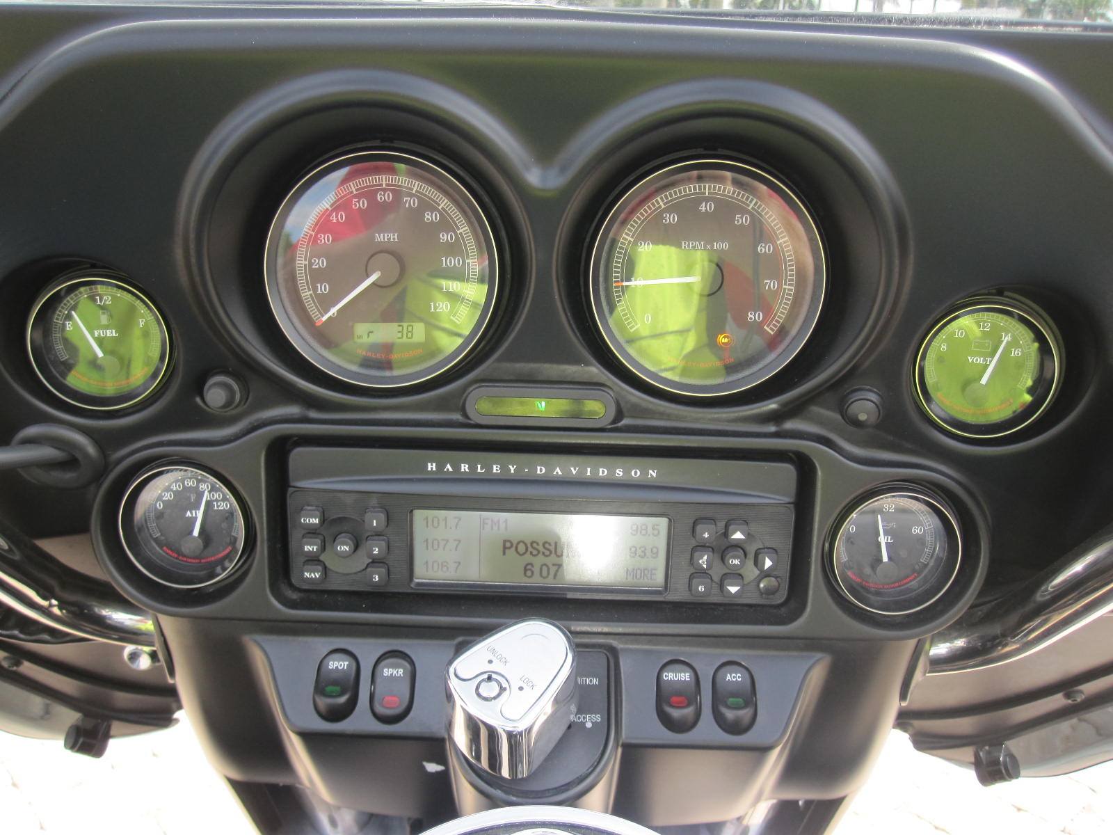 2010 Harley-Davidson California Sidecar in Fort Myers, Florida - Photo 17