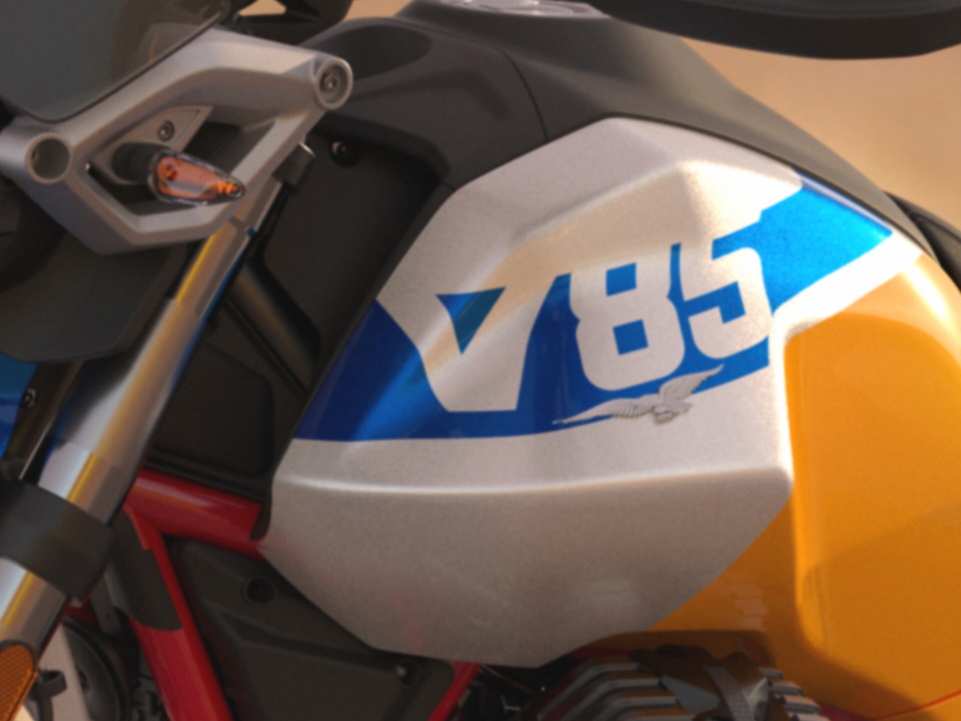 2027 Moto Guzzi V85 TT 6