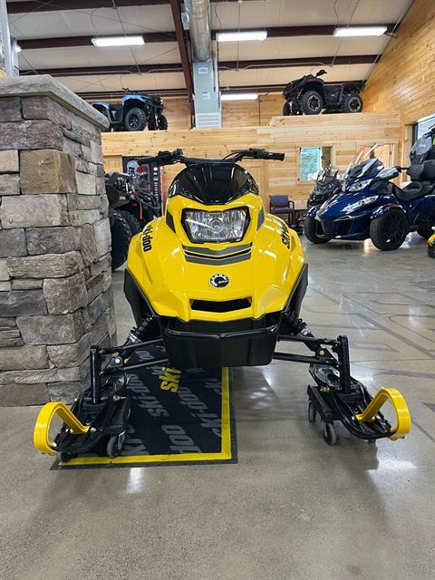 New 2025 Ski-Doo MXZ 200 ES Cobra 1.0 | Snowmobiles in Montrose PA