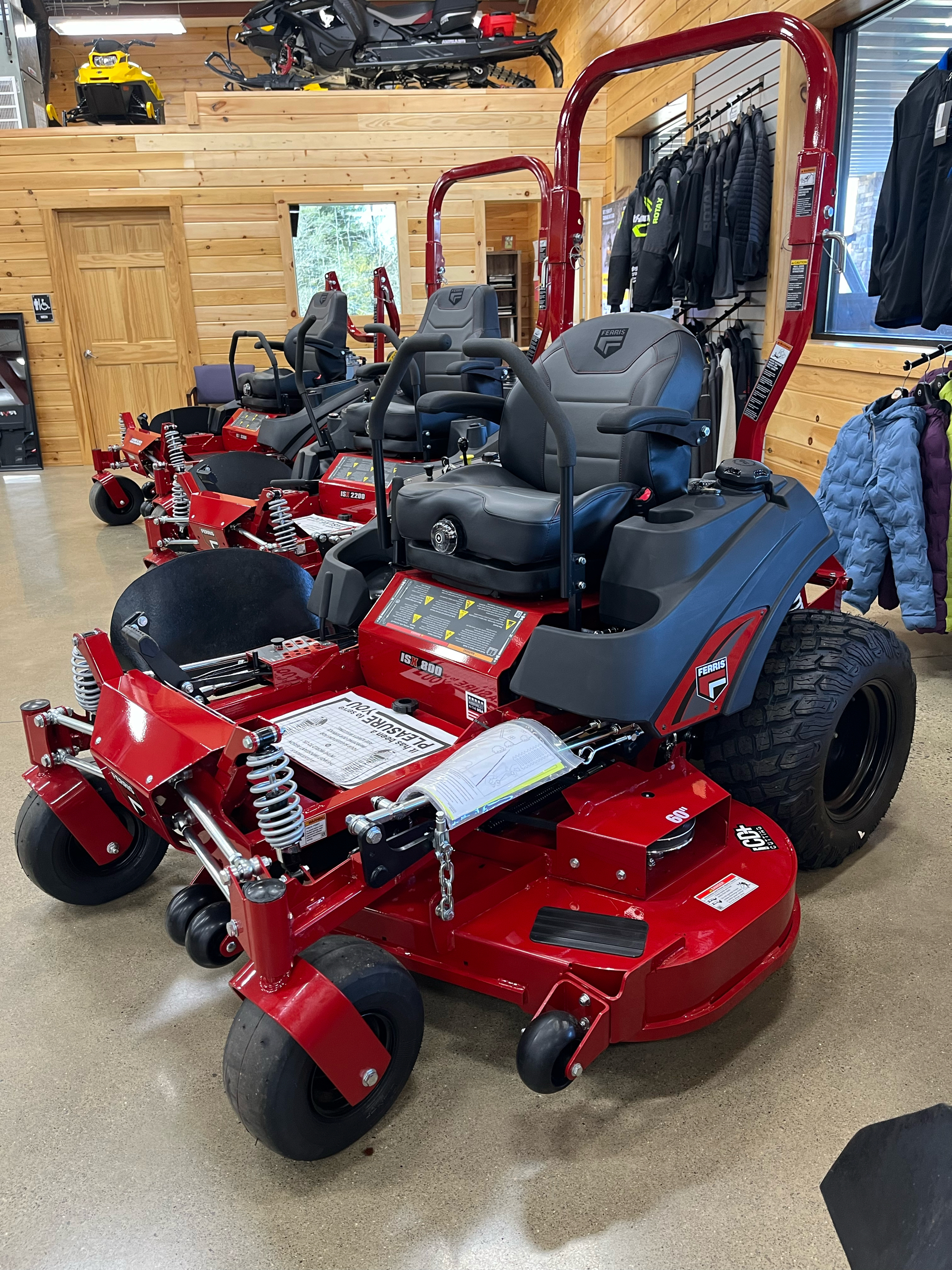 New 2025 Ferris Industries ISX 800 60 Briggs Stratton CXi