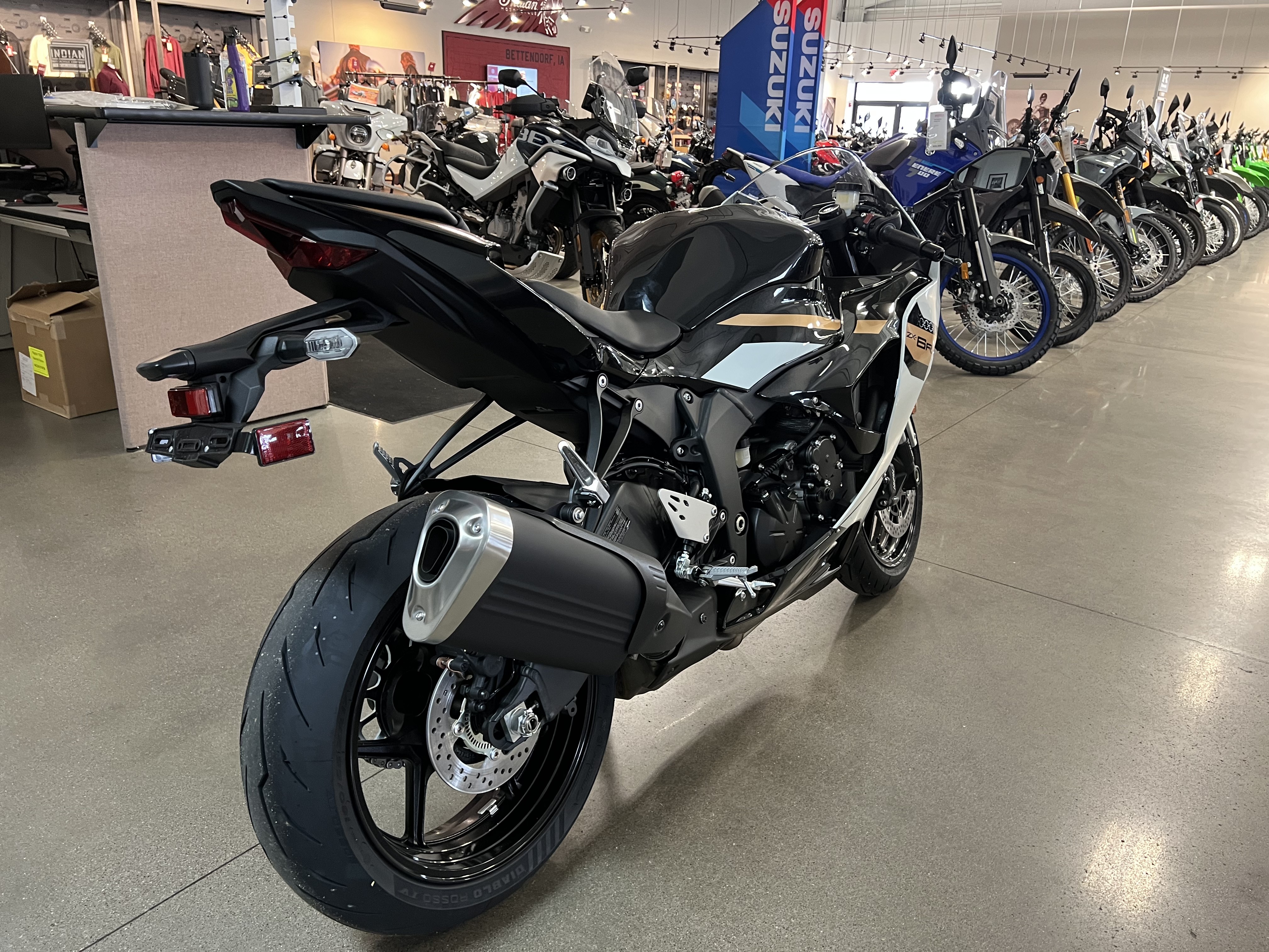 New 2026 Kawasaki Ninja® ZX™-6R ABS, Bettendorf IA | Specs, Price