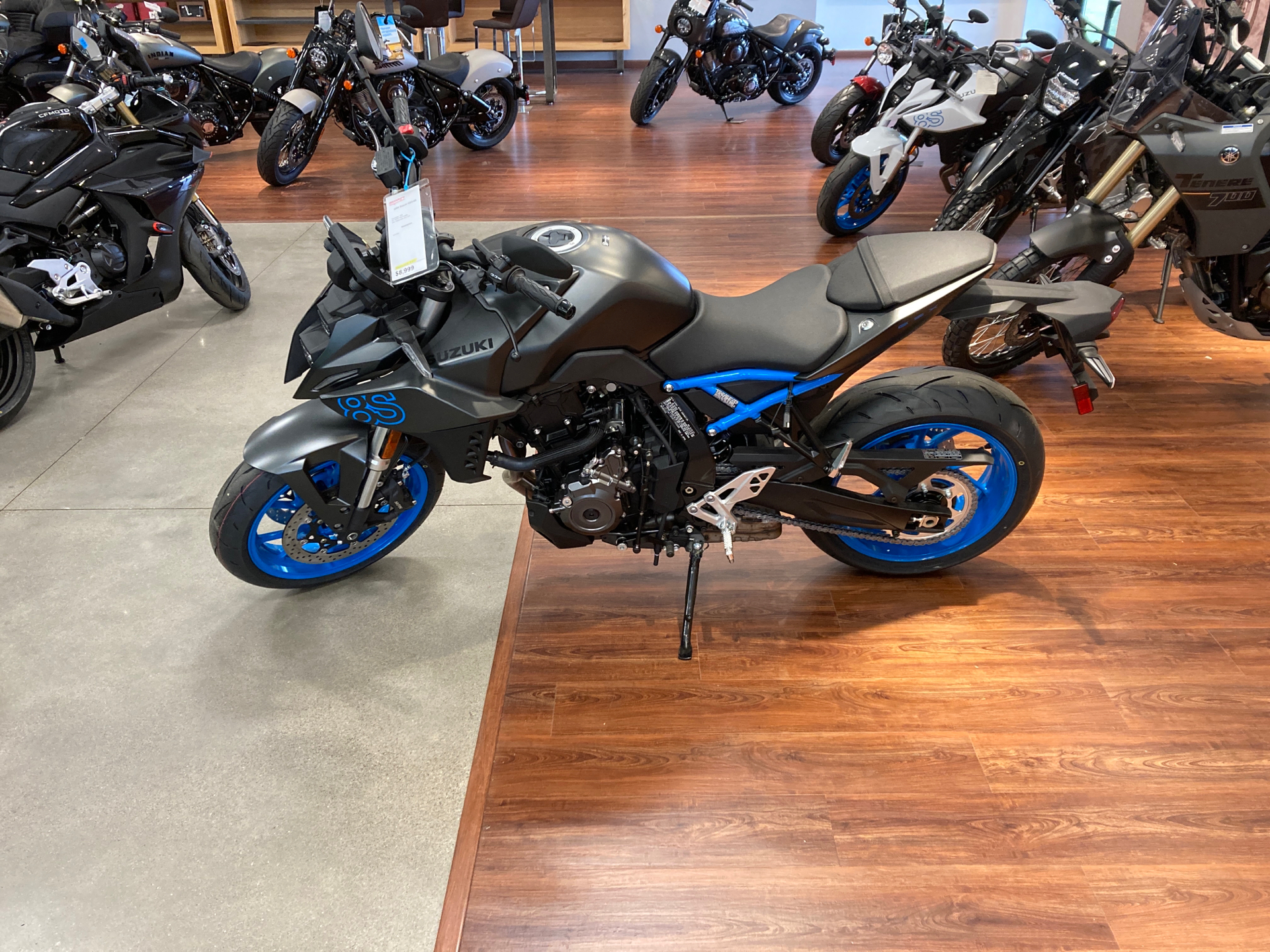 New 2024 Suzuki GSX-8S, Bettendorf IA | Specs, Price, Photos