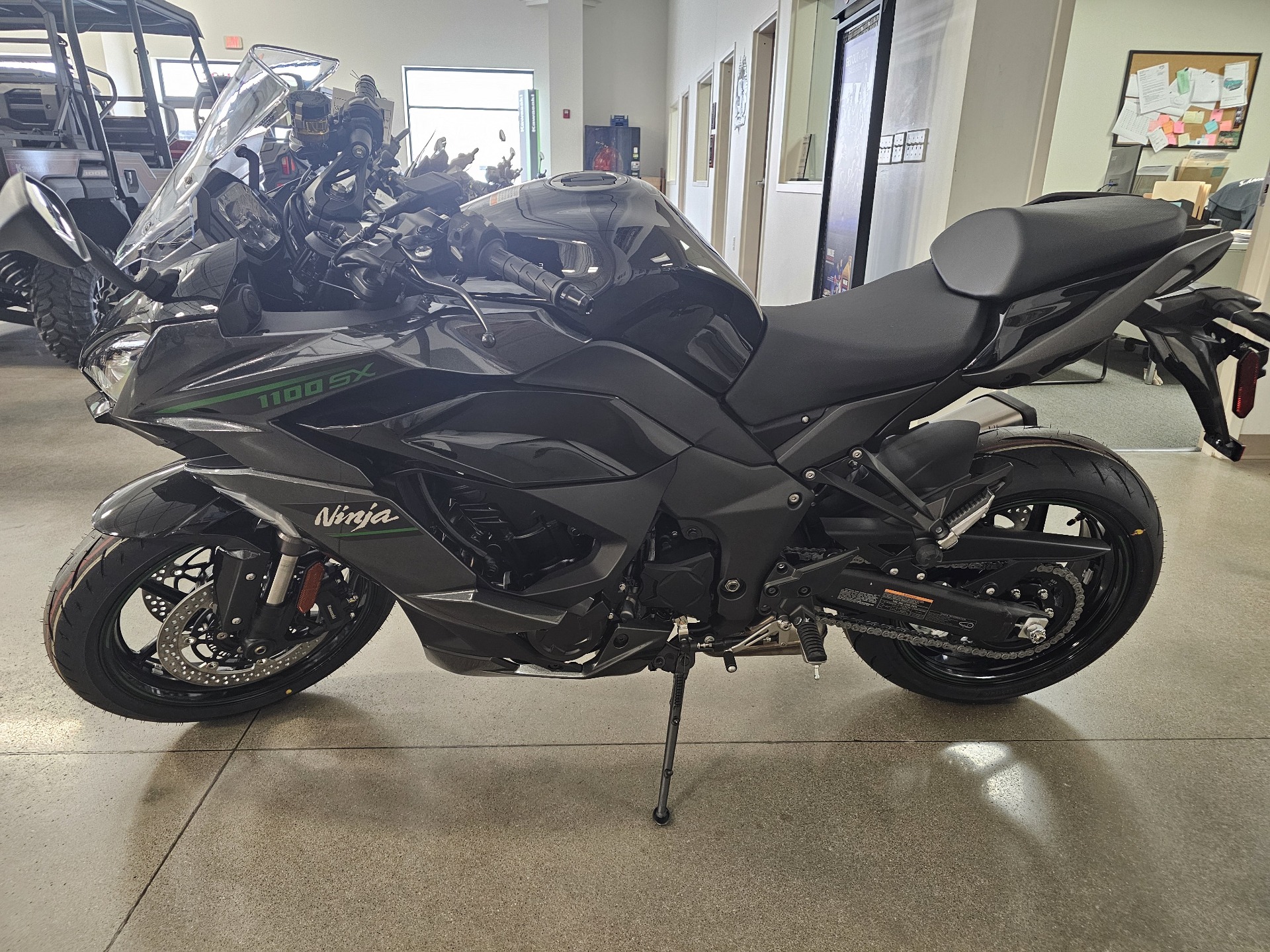 HY New 2025 Kawasaki Ninja 1100SX ABS, Bettendorf IA | Specs