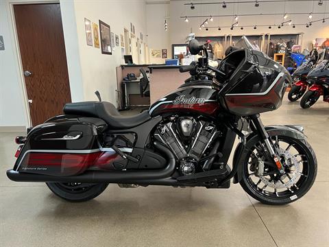 2026 Indian Challenger Dark Horse Signature Series
