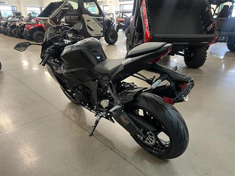 New 2027 Kawasaki Ninja® ZX™-6R ABS, Bettendorf IA | Specs, Price