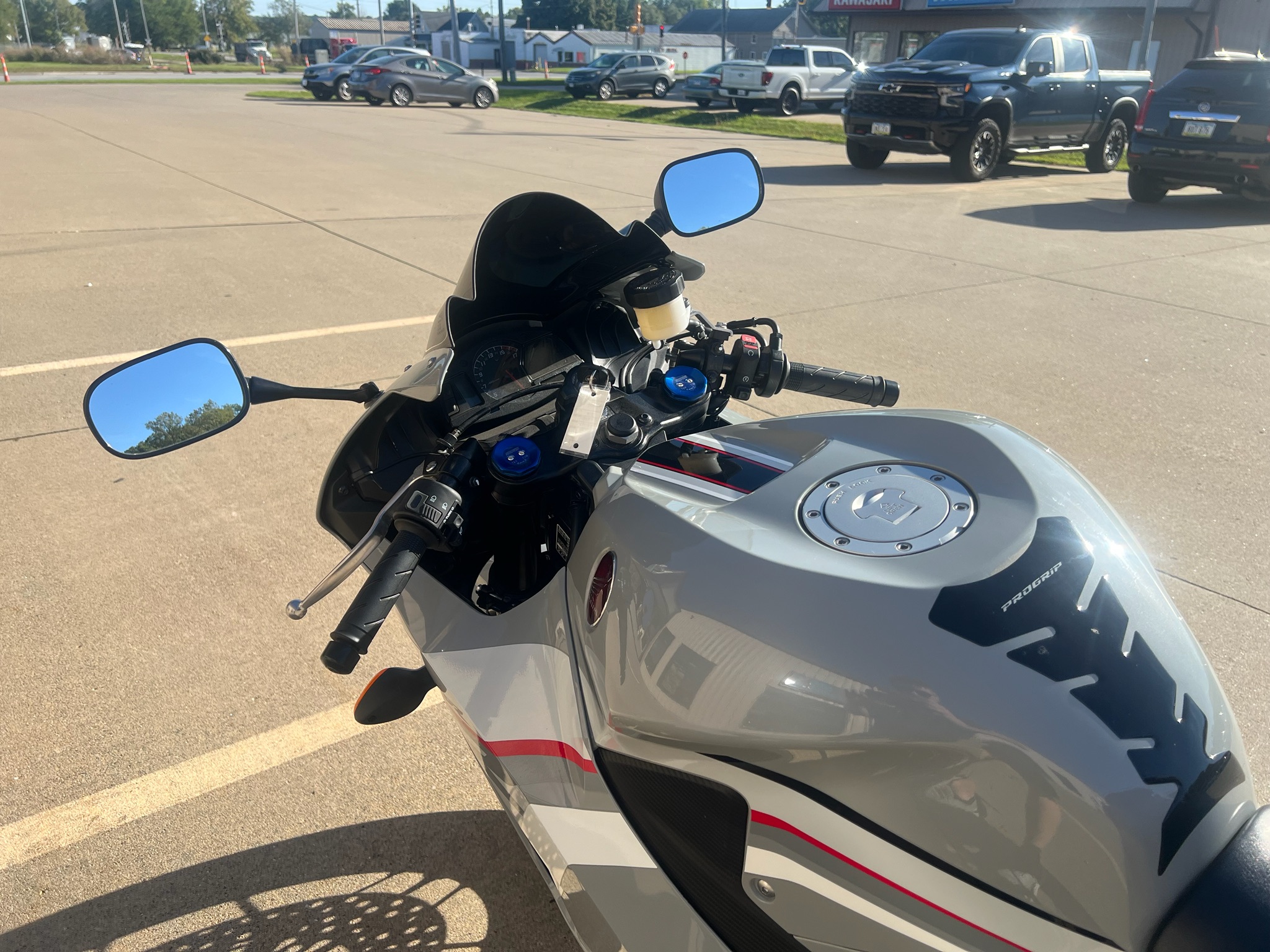 2025 Honda CBR600RR 6
