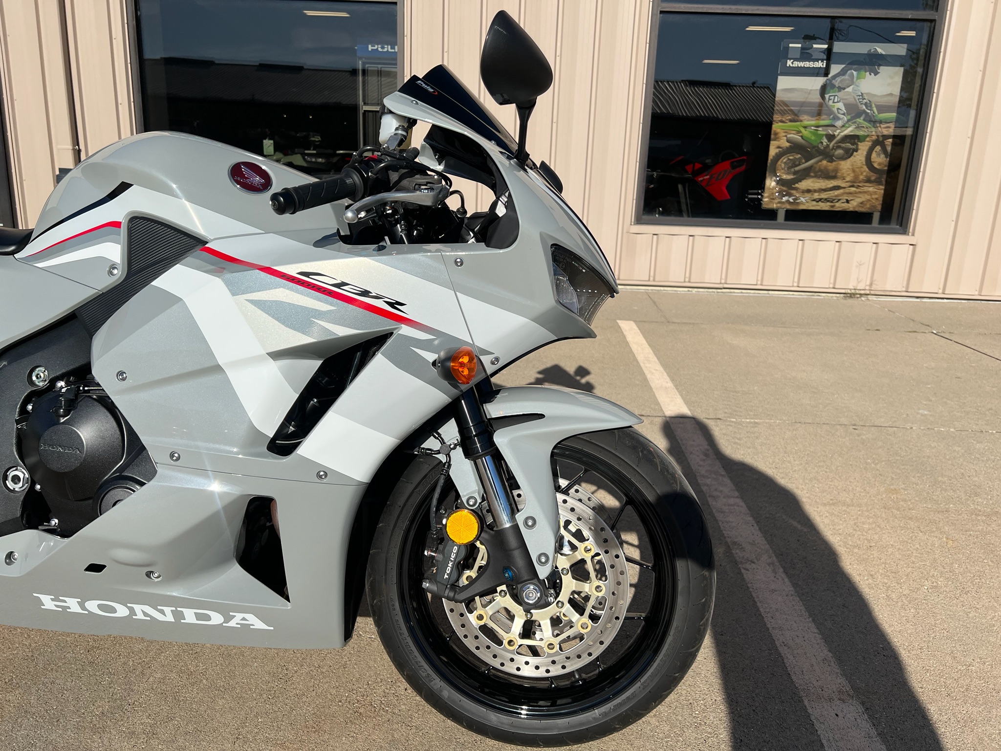 2025 Honda CBR600RR 12