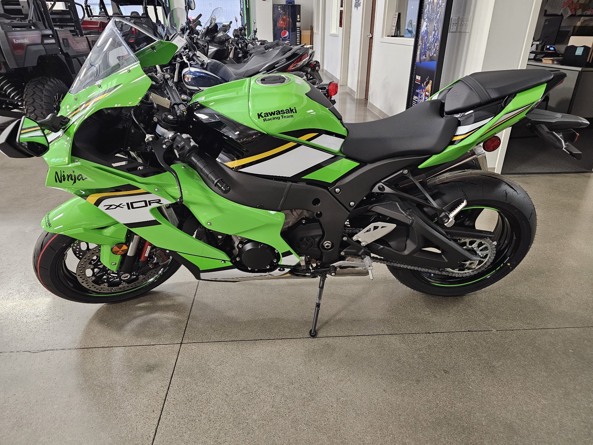 NONNON⑤ New 2025 Kawasaki Ninja ZX-10R KRT Edition, Bettendorf IA