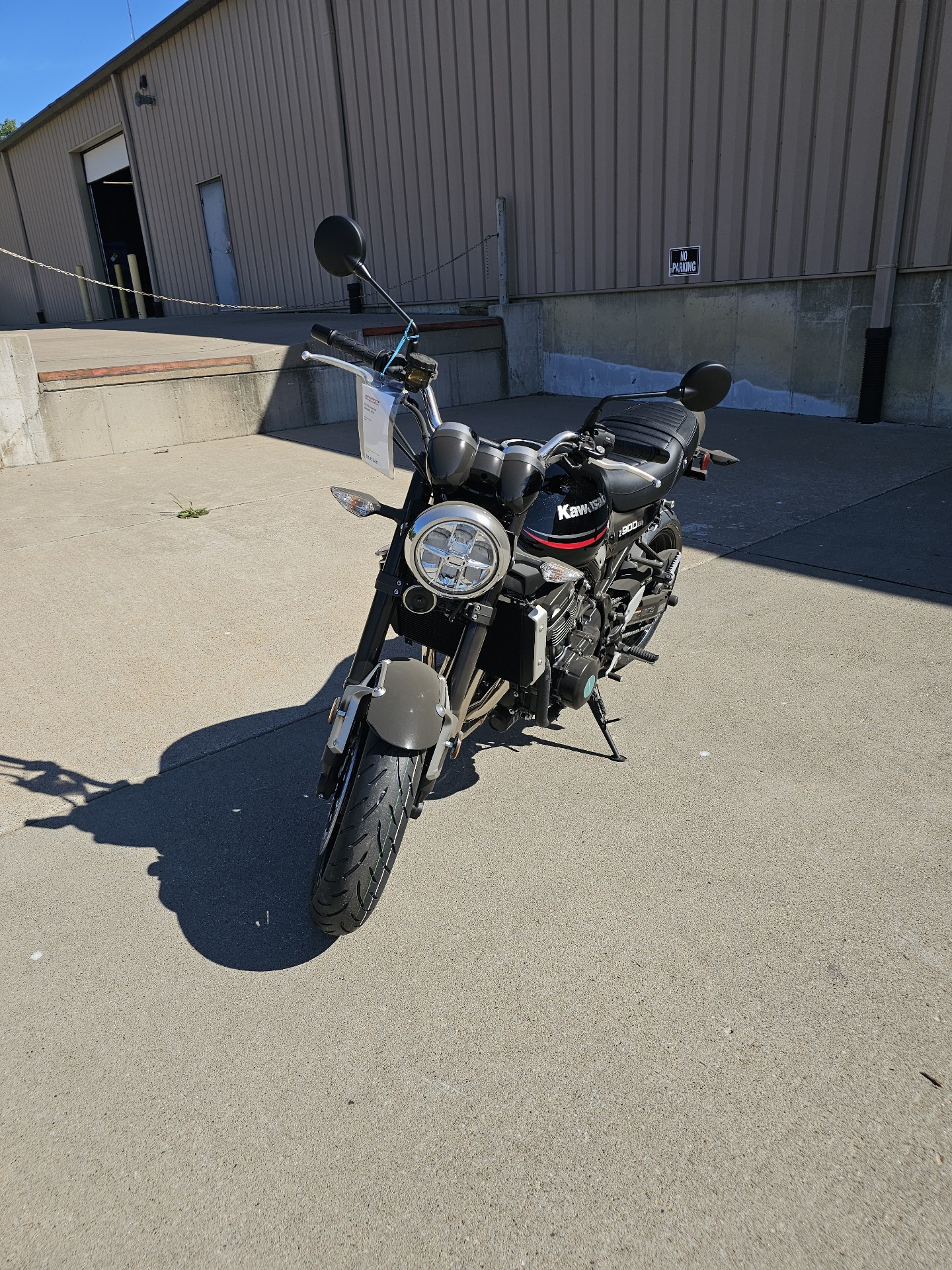 Kawasaki Z900RS 2024年モデル凹みあり燃料タンク Z900RSタンク修復第2弾！＆プチ改良 ▻ kennyのZ900RSカスタム