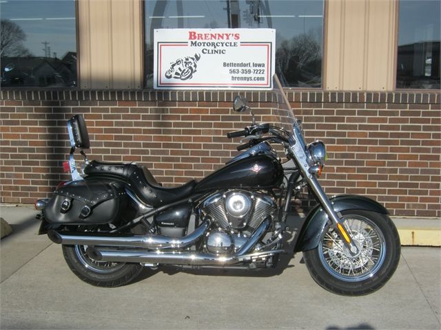 Used 2017 Kawasaki Vulcan 900 Custom, Bettendorf IA Specs, Price