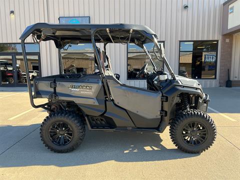 2016 Honda Pioneer 1000-5 Deluxe
