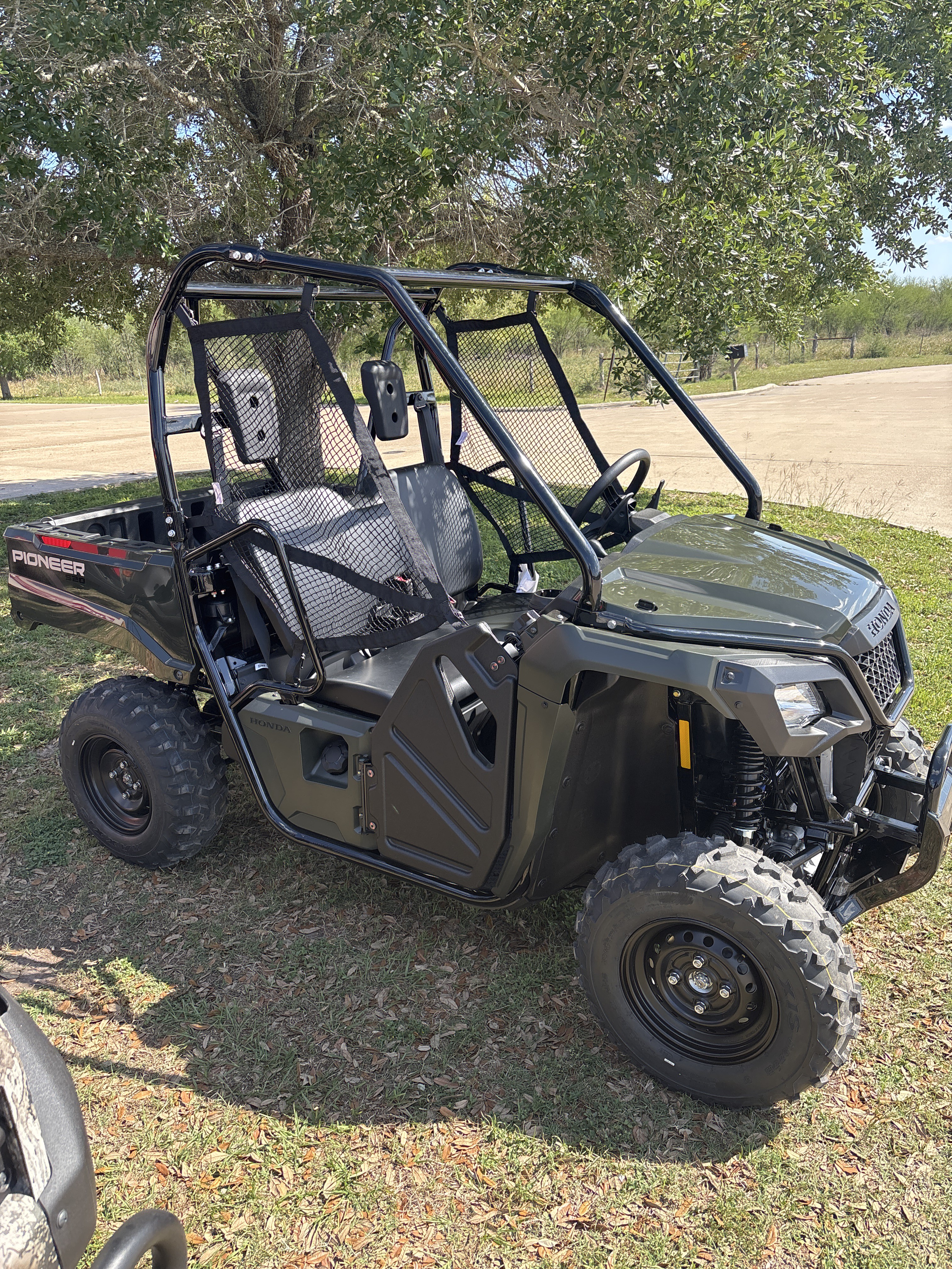 2026 Honda Pioneer 520 1