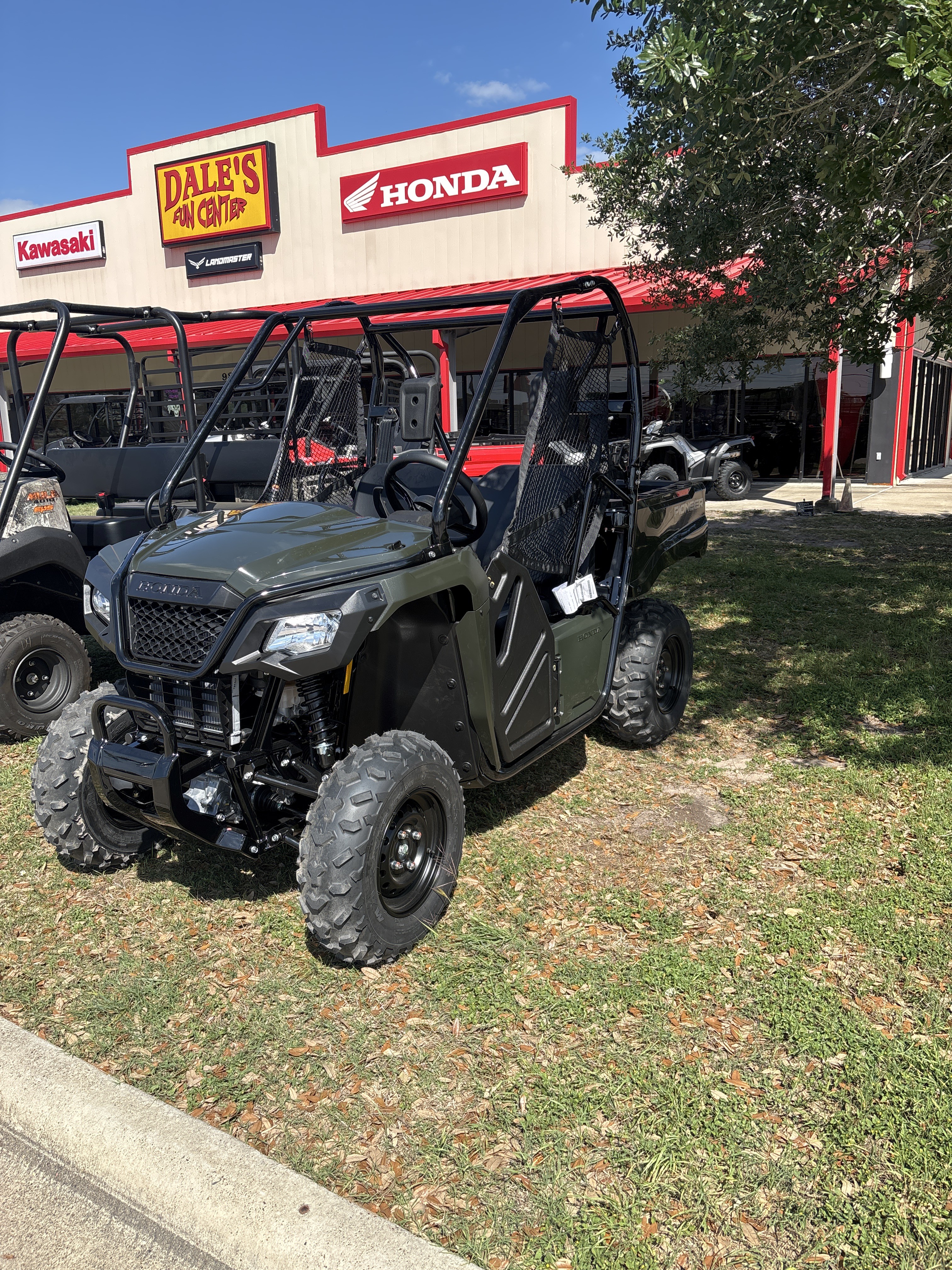 2026 Honda Pioneer 520 2