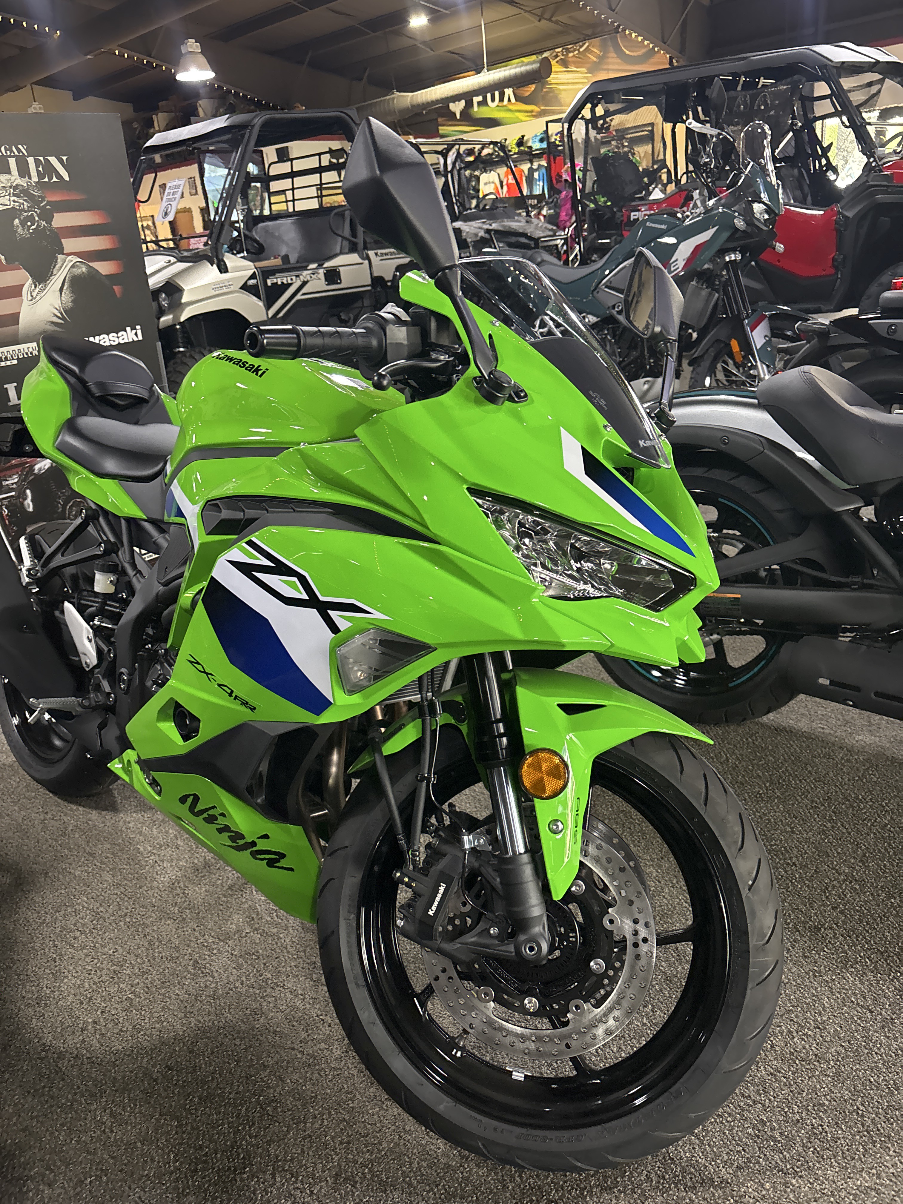 2026 Kawasaki Ninja® ZX-4RR ABS 2