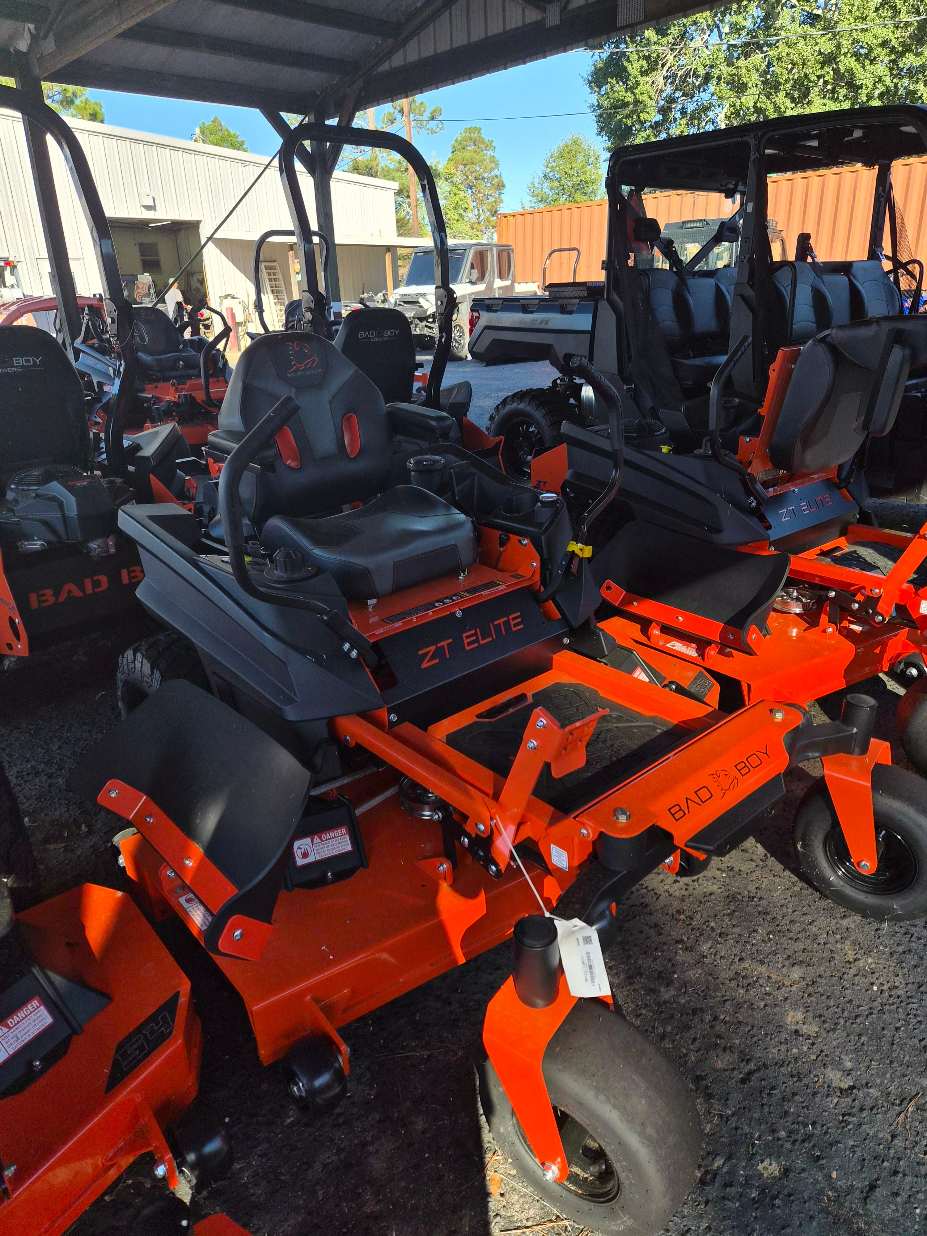 SPT　ELITE　/BK　（サウンド、ポート、テクノロジー　USA）　激安！ New 2025 Bad Boy Mowers ZT Elite 60 in. Kohler Pro 7000 KT745 26