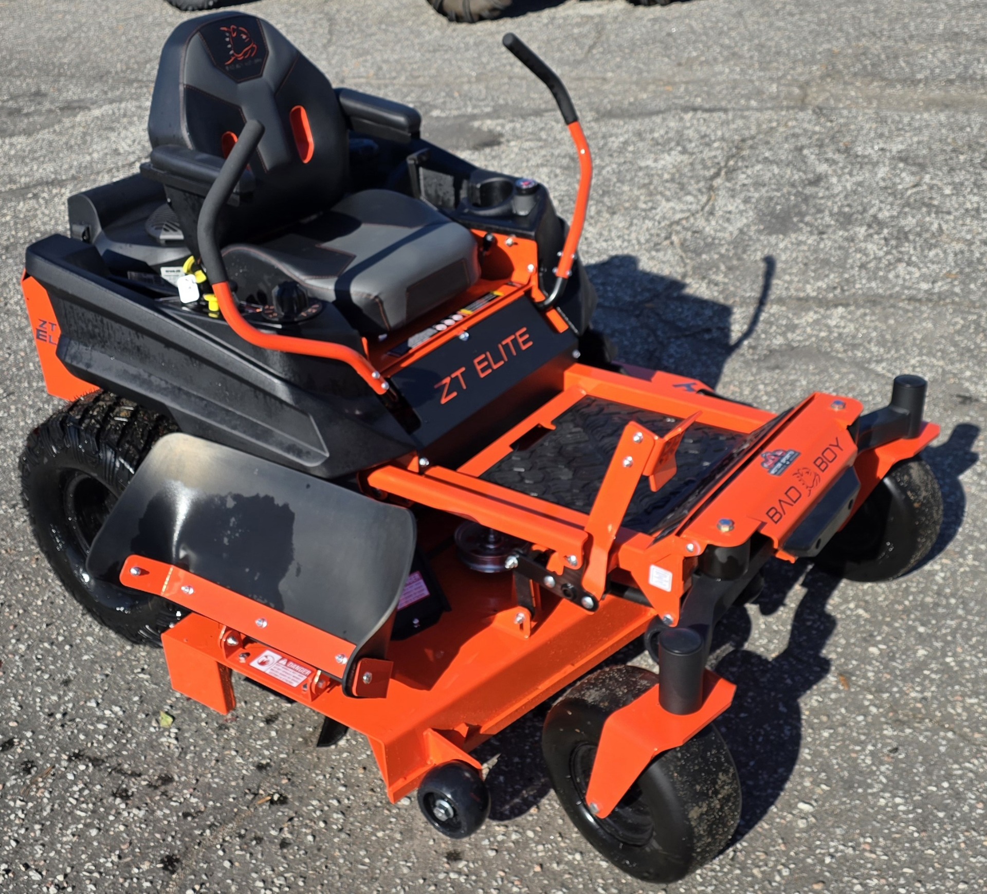 New 2024 Bad Boy Mowers ZT Elite 54 in. Kohler Pro 7000
