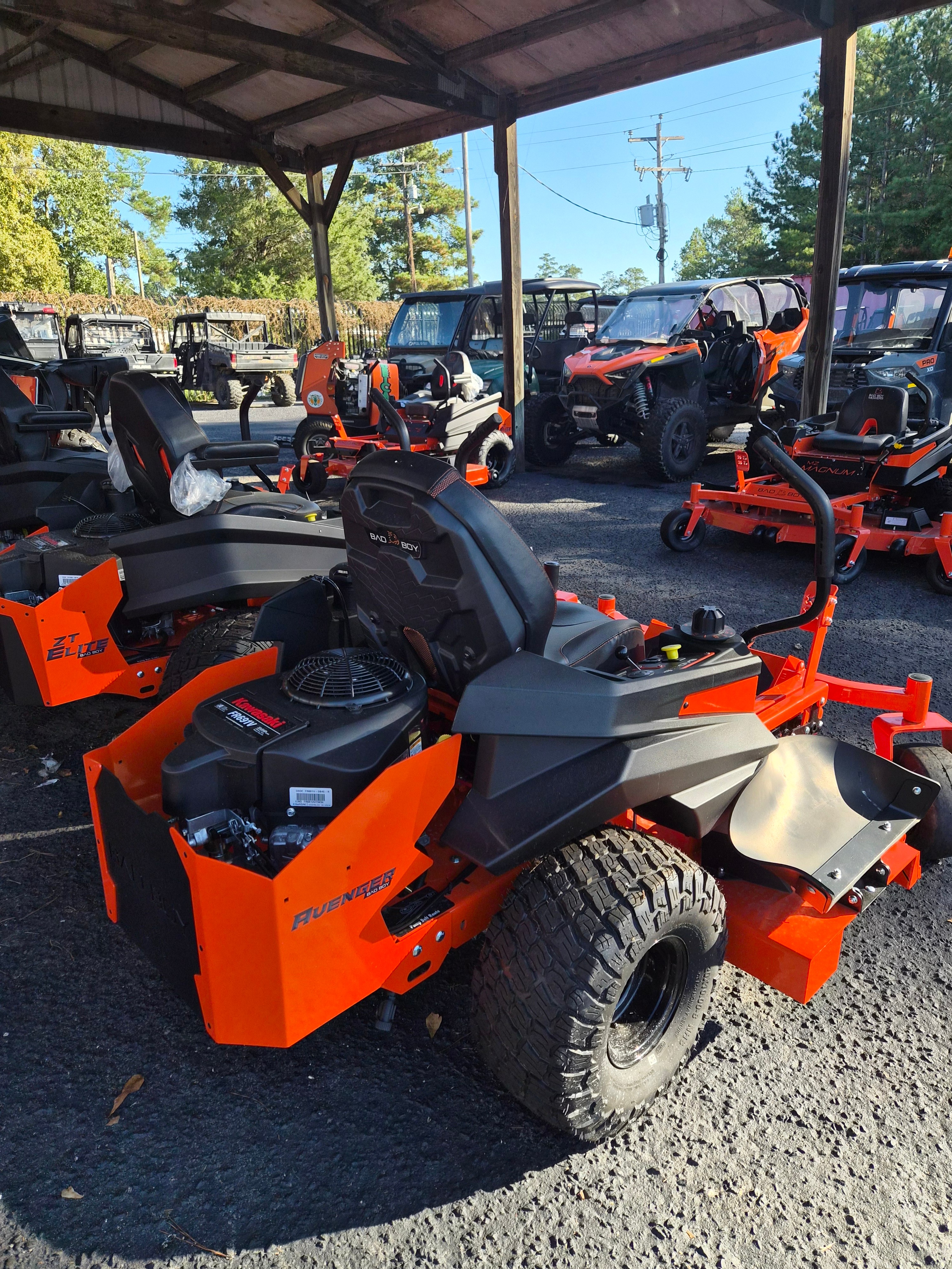 New 2025 Bad Boy Mowers ZT Avenger 54 in. Kawasaki FR691 23 hp