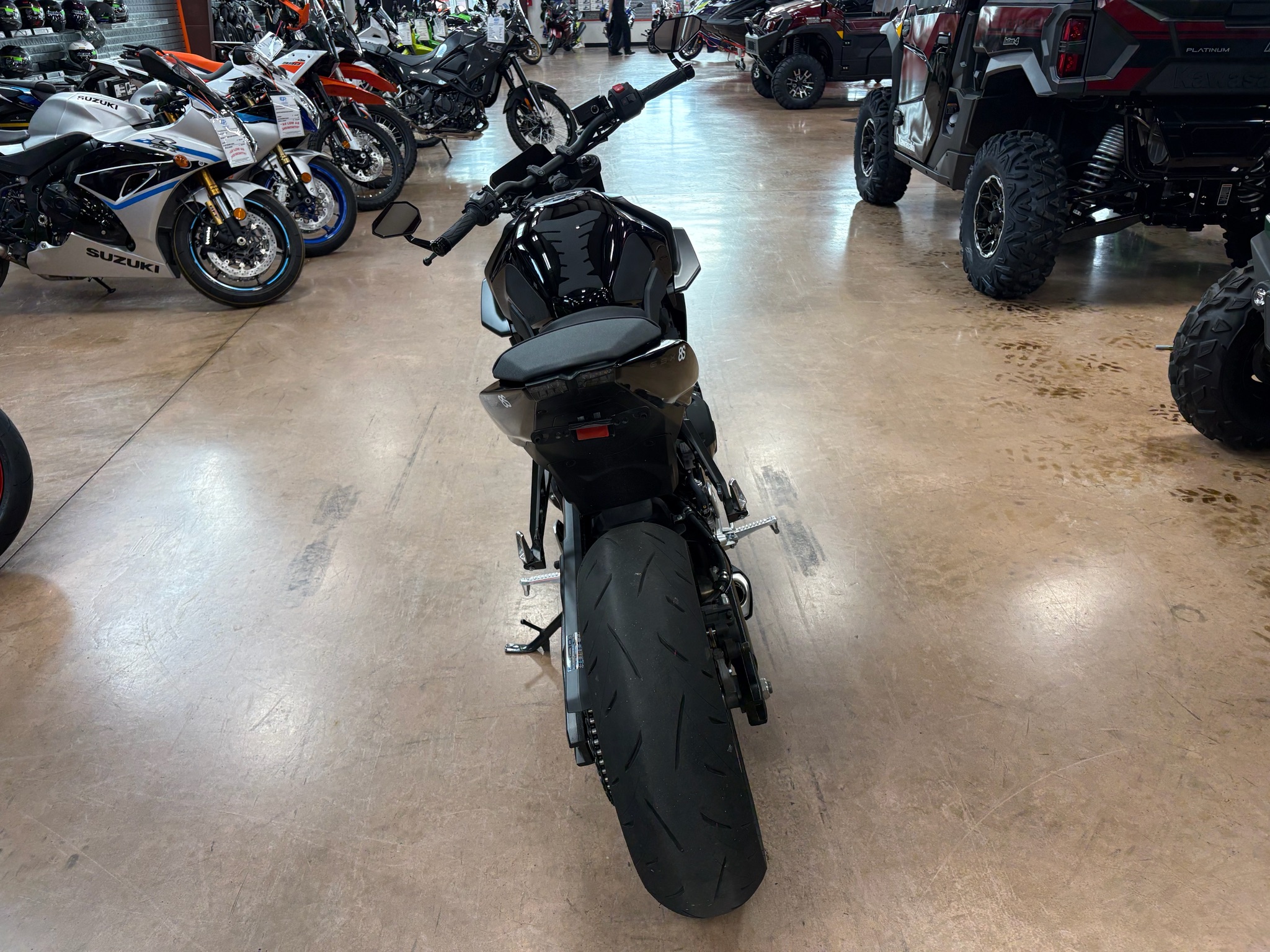 2026 Suzuki GSX-8S 4