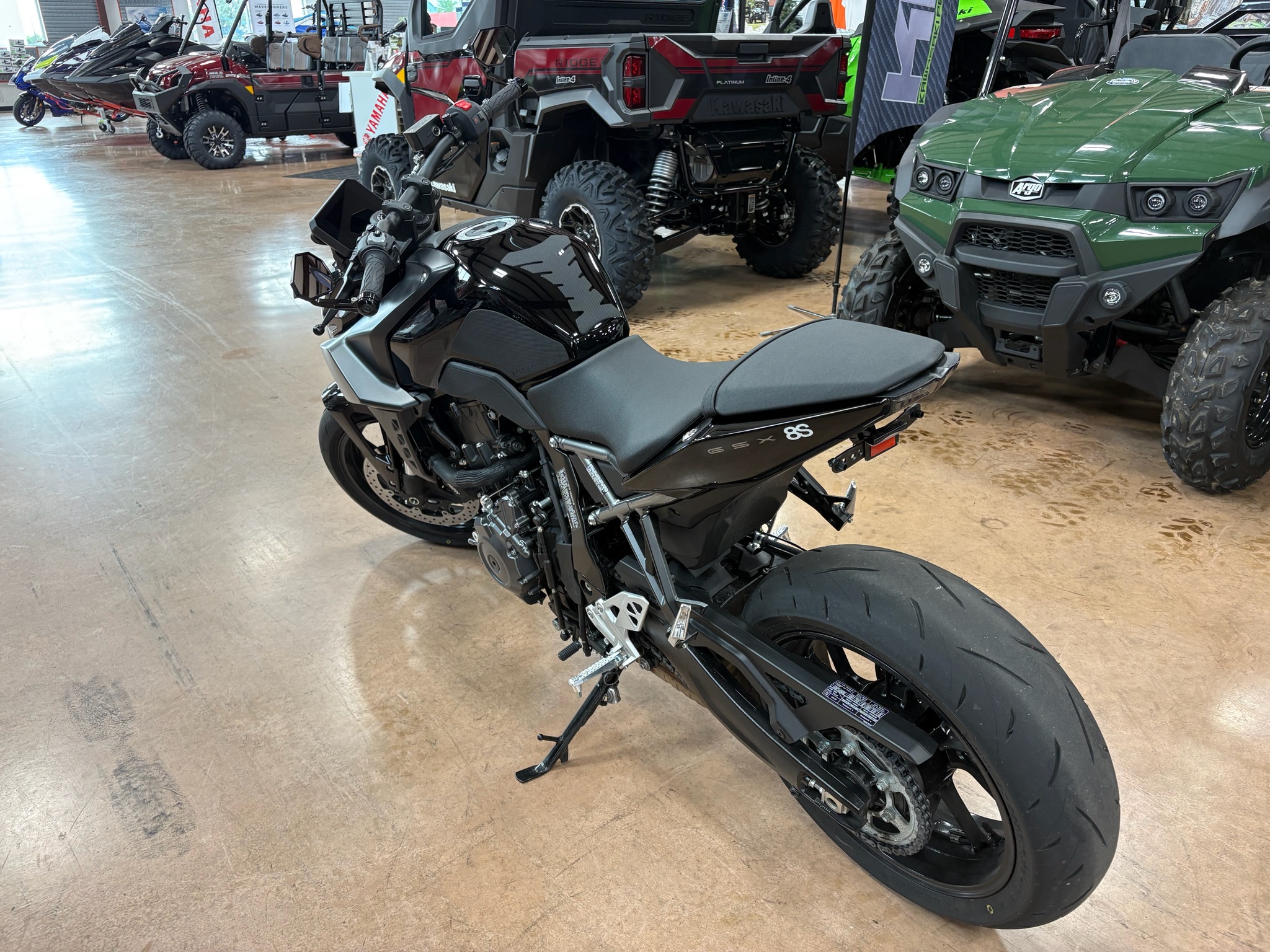 2026 Suzuki GSX-8S 5