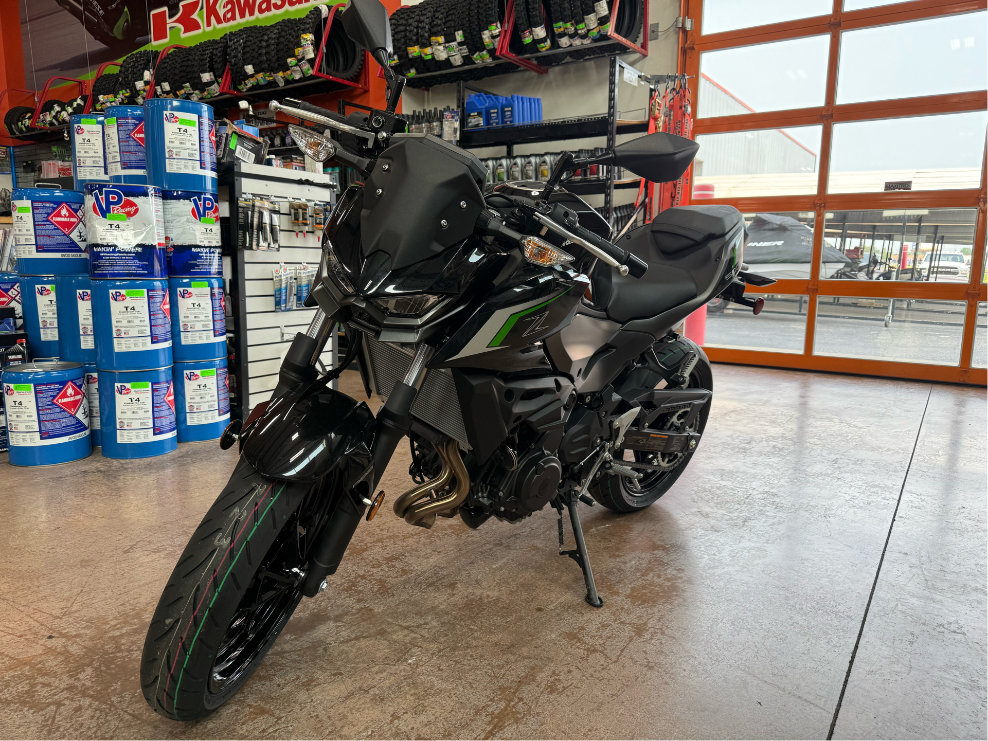 New 2025 Kawasaki Z500 ABS Motorcycles in Evansville, IN | Stock