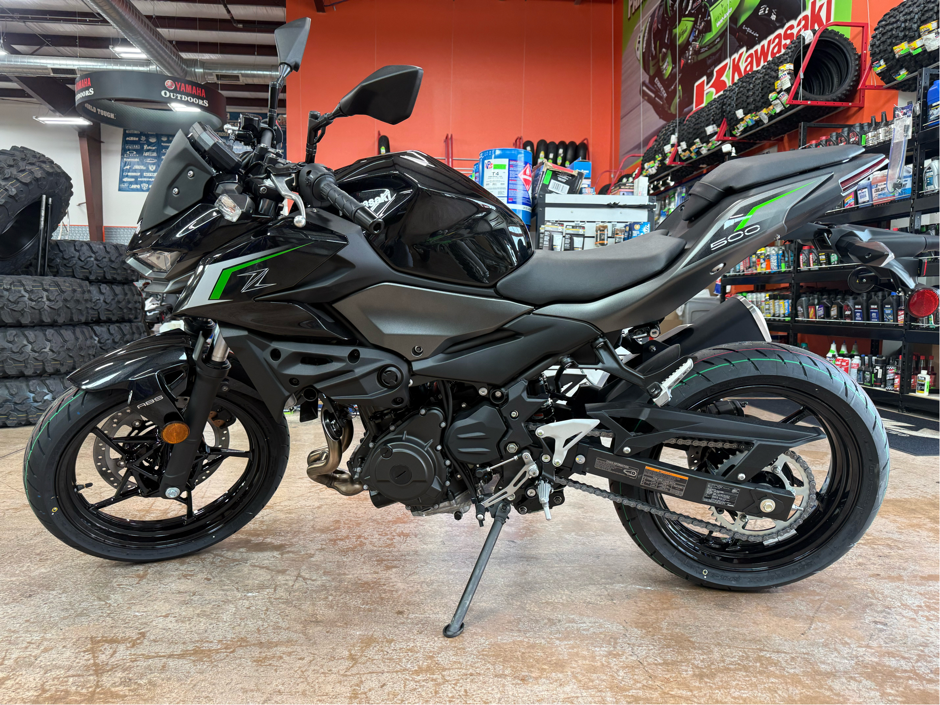 New 2025 Kawasaki Z500 ABS Motorcycles in Evansville, IN | Stock