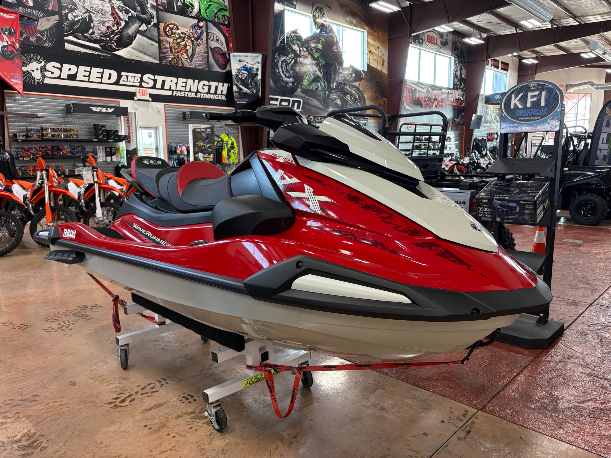 2026 VX Cruiser with Audio