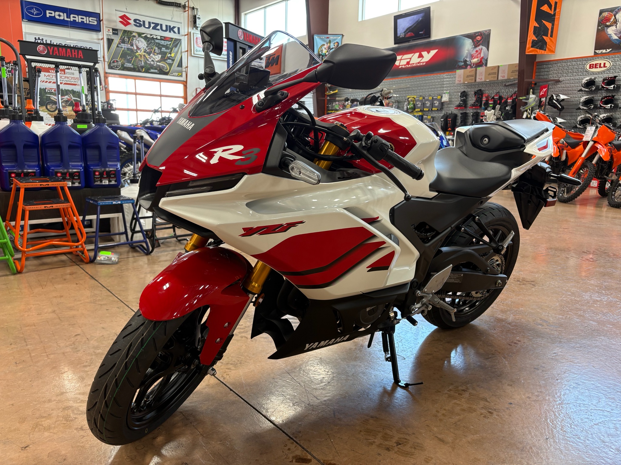 2026 Yamaha YZF-R3 7
