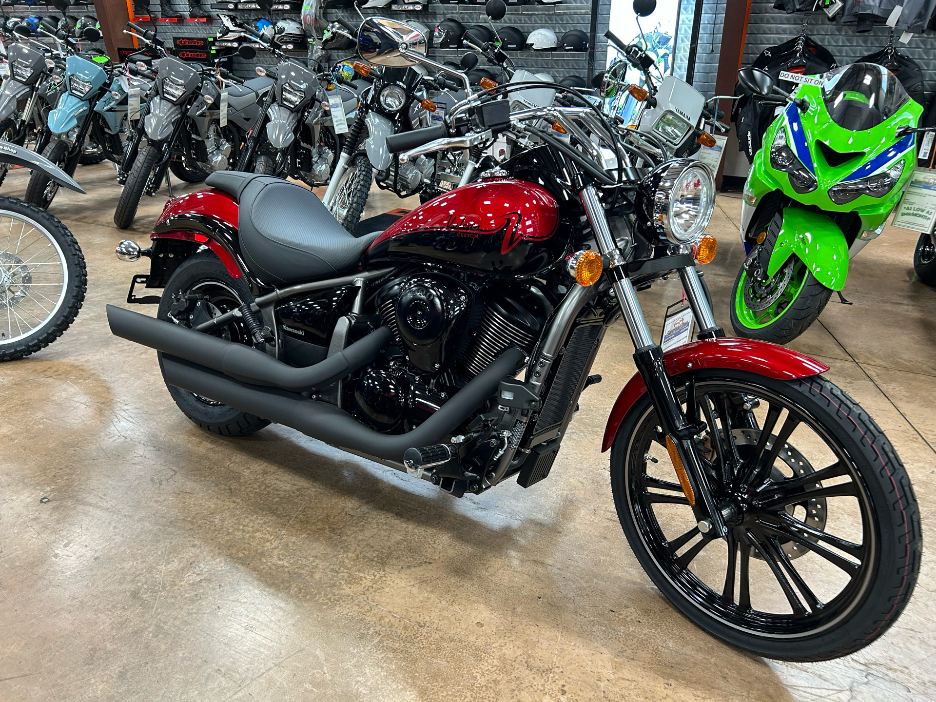 2025 Vulcan® 900 Custom