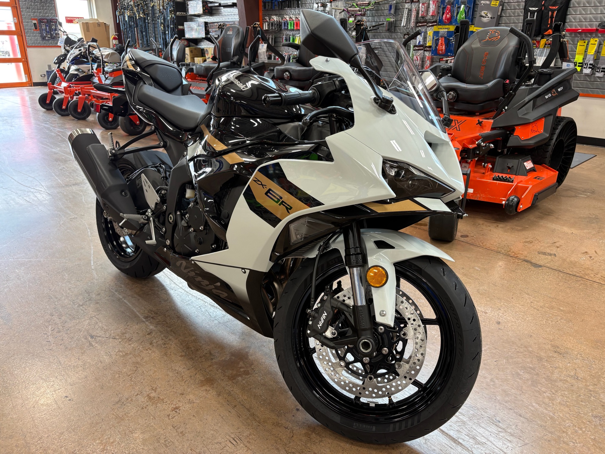 2026 Ninja® ZX-6R