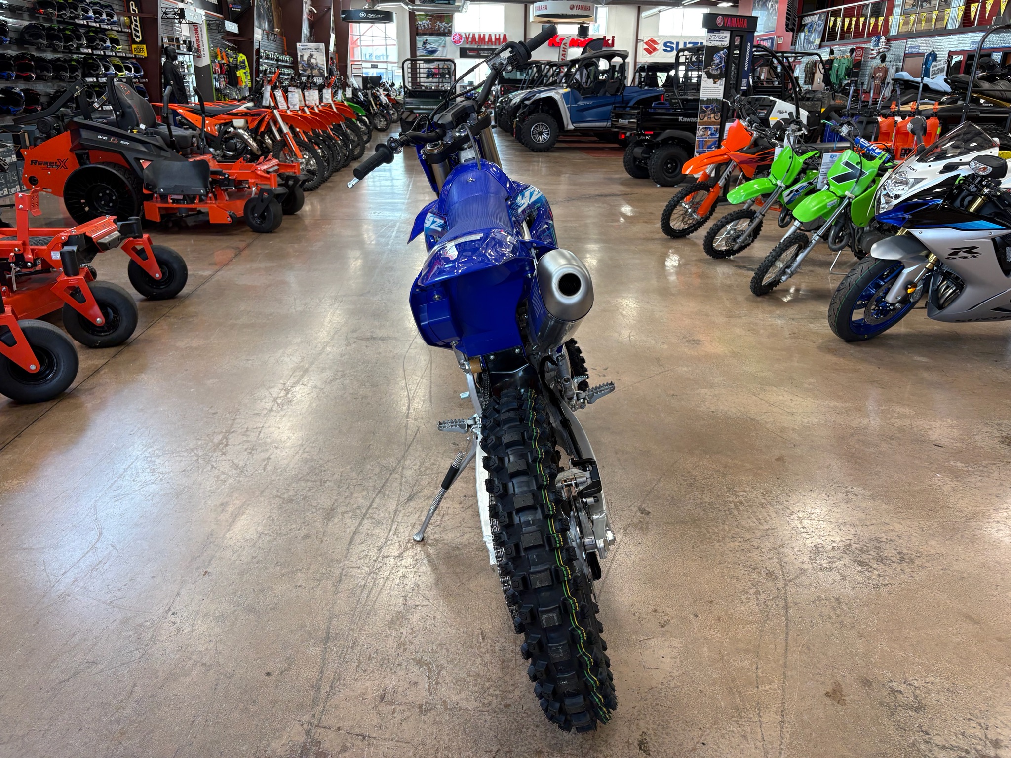 2027 Yamaha YZ250FX 4
